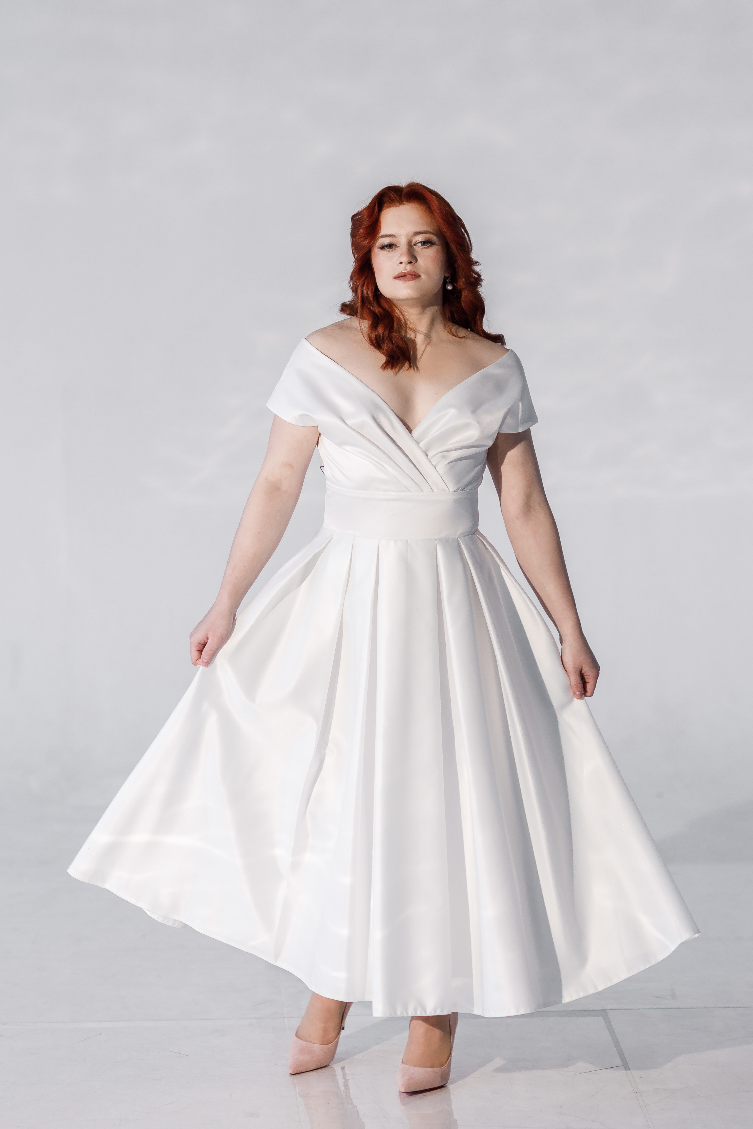 Платье невесты. Свадебный фотограф Вашкевич Денис