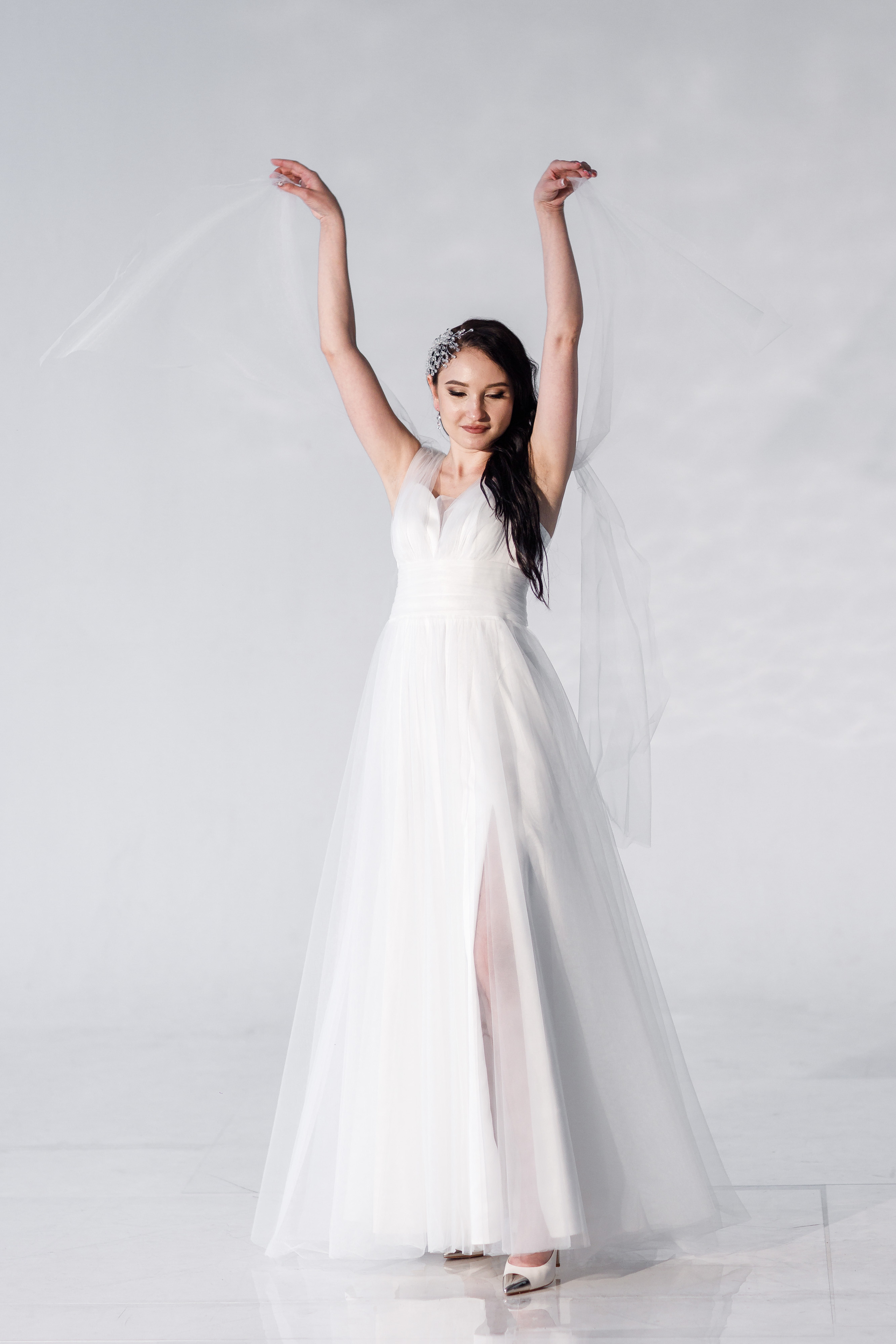 Платье невесты Смоленск. Свадебный фотограф Вашкевич Денис