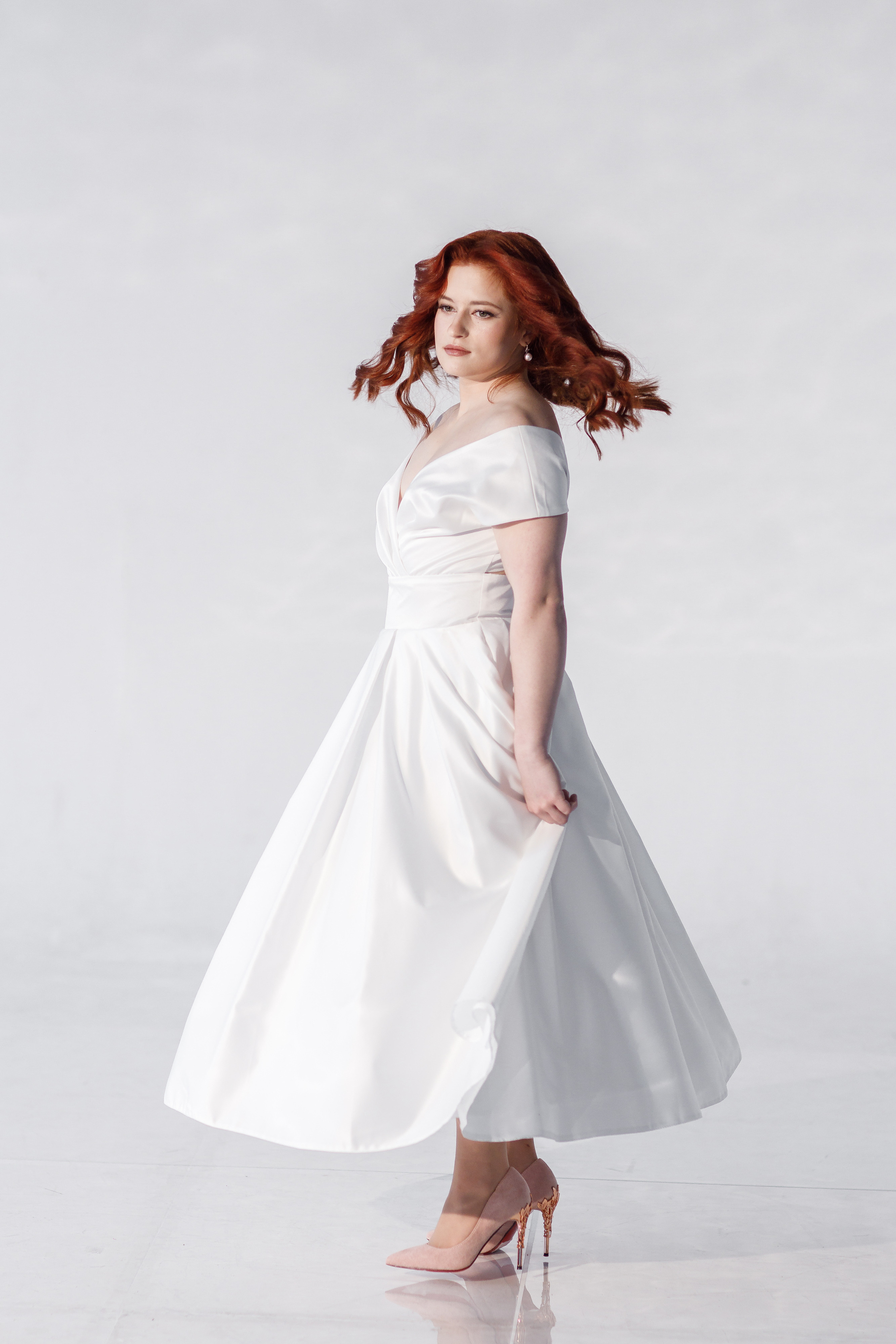 Платье невесты. Свадебный фотограф Вашкевич Денис