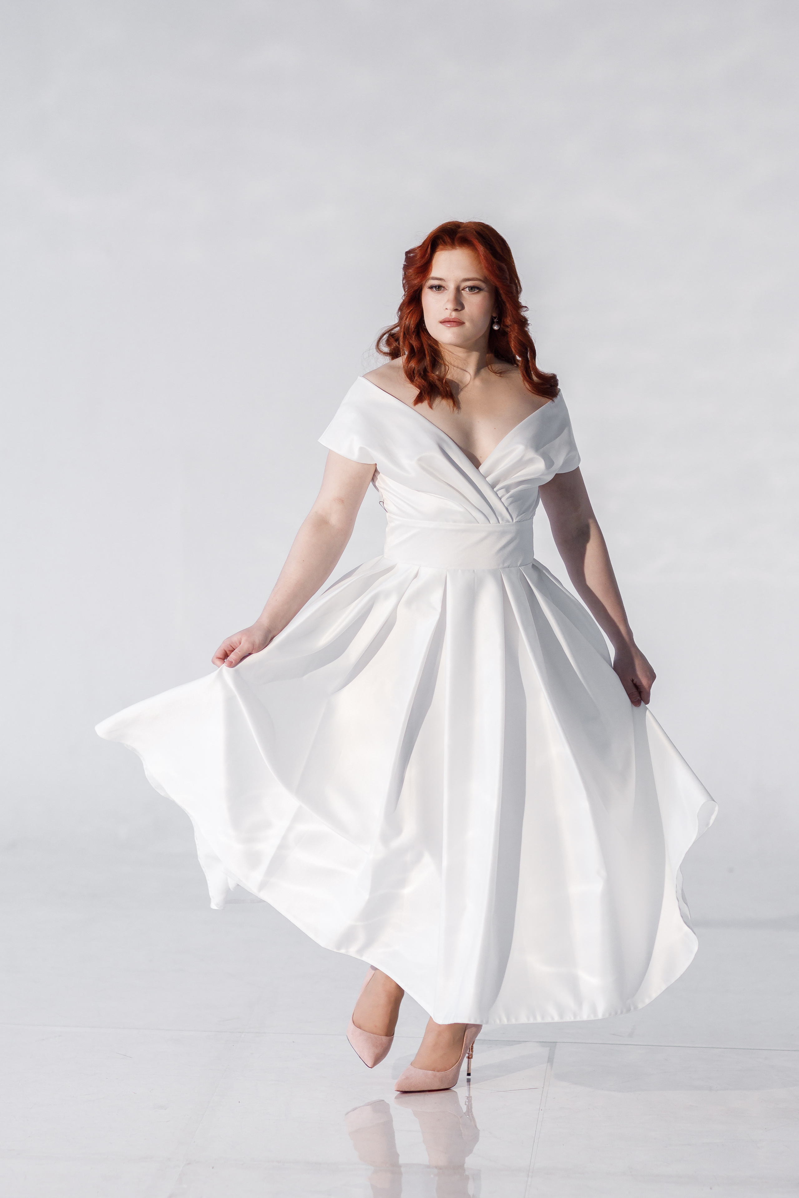 Платье невесты. Свадебный фотограф Вашкевич Денис