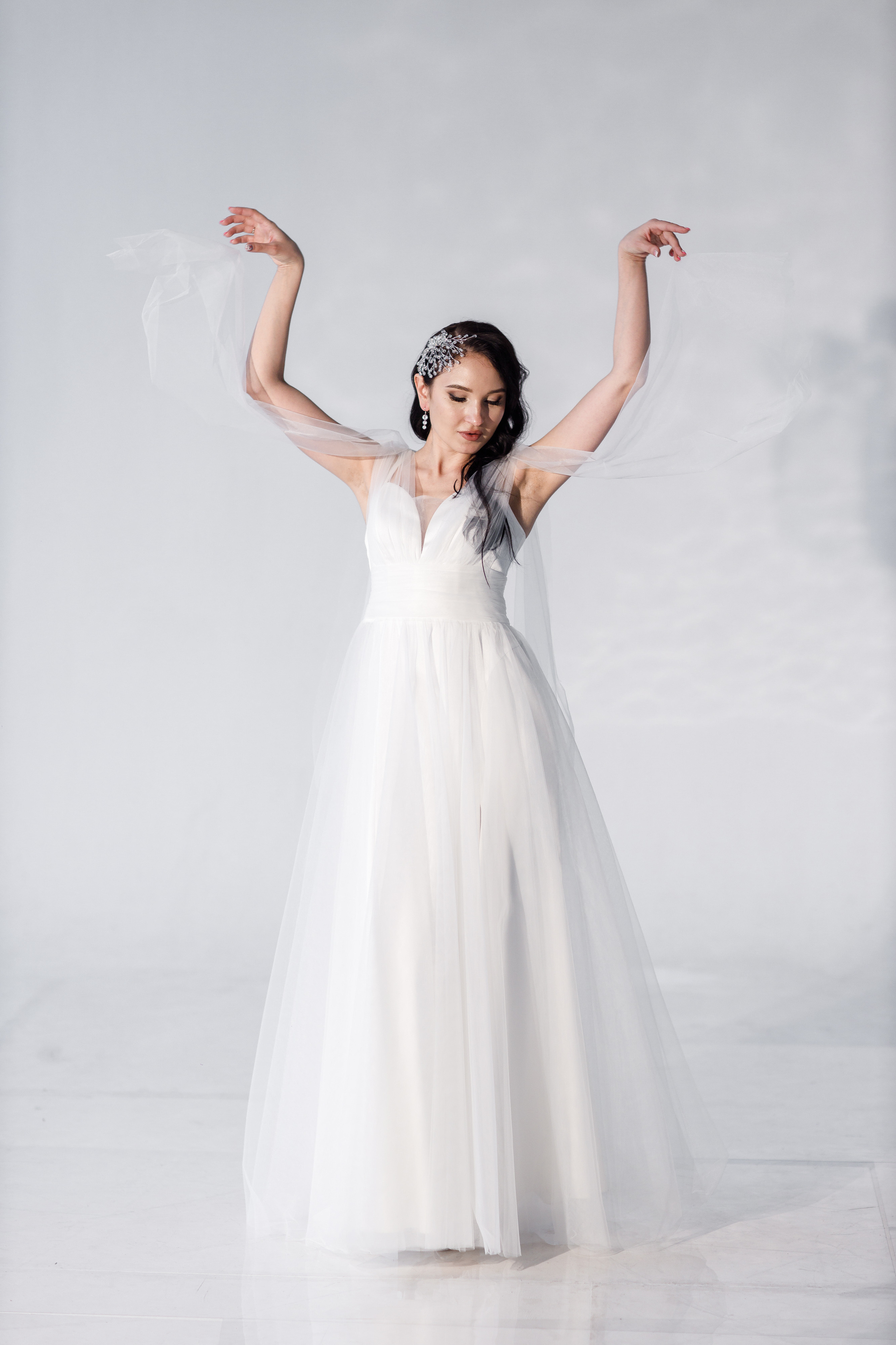 Платье невесты Смоленск. Свадебный фотограф Вашкевич Денис