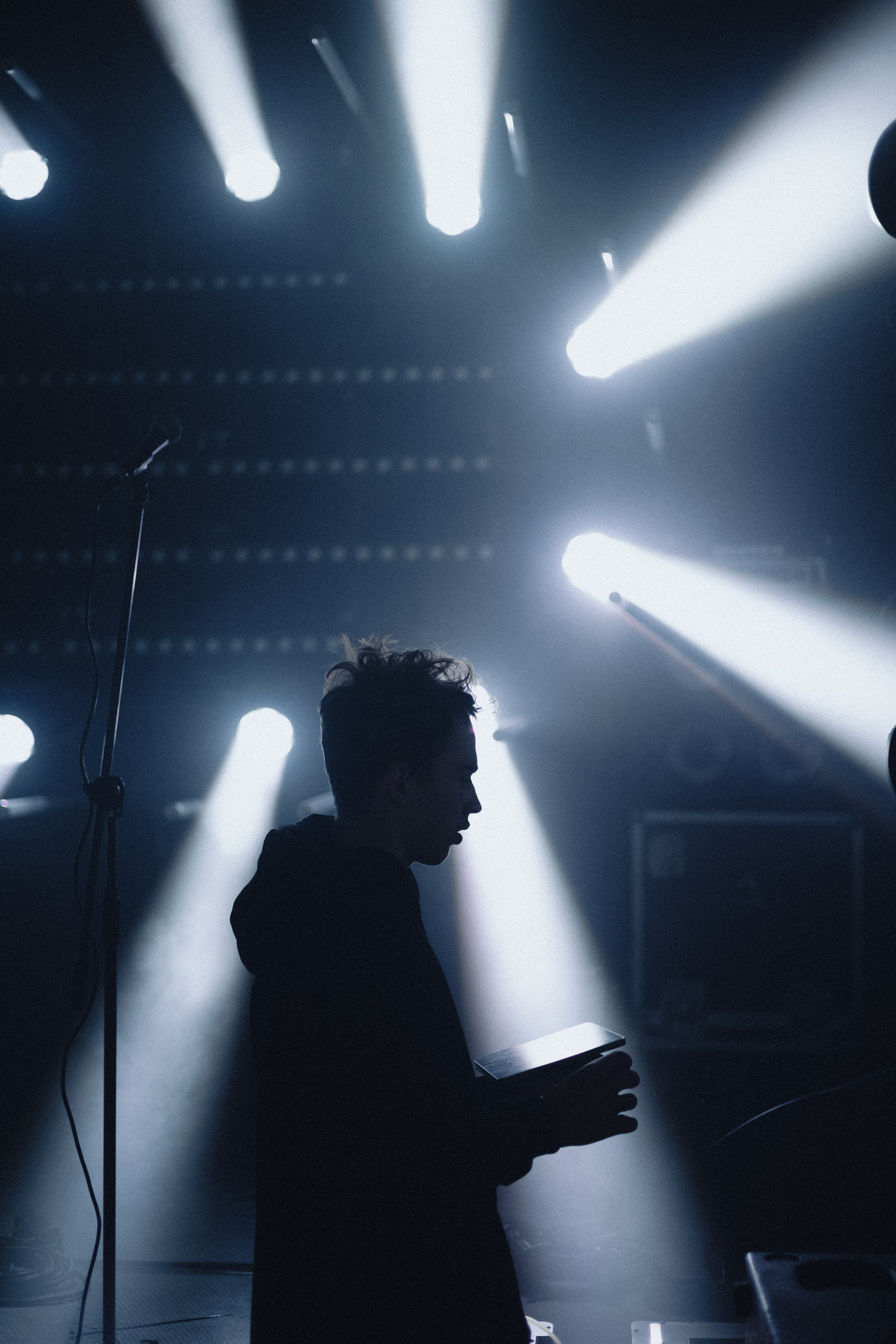 Бэки монтаж