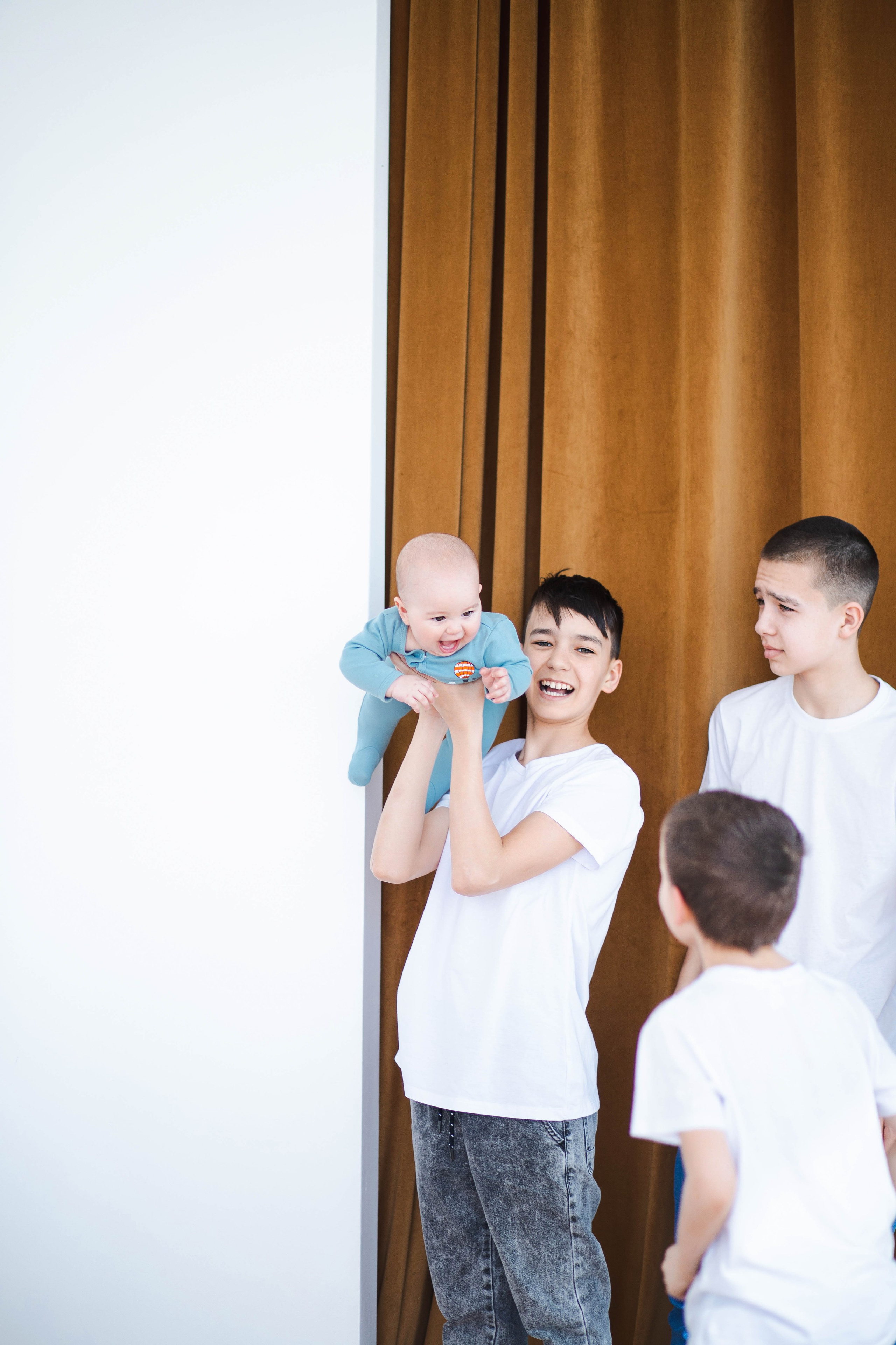 Александр, Екатерина, Степан, Семен, Вова и Вася. Семейный фотограф в Екатеринбурге и Красноуфимске Евгения Лягаева