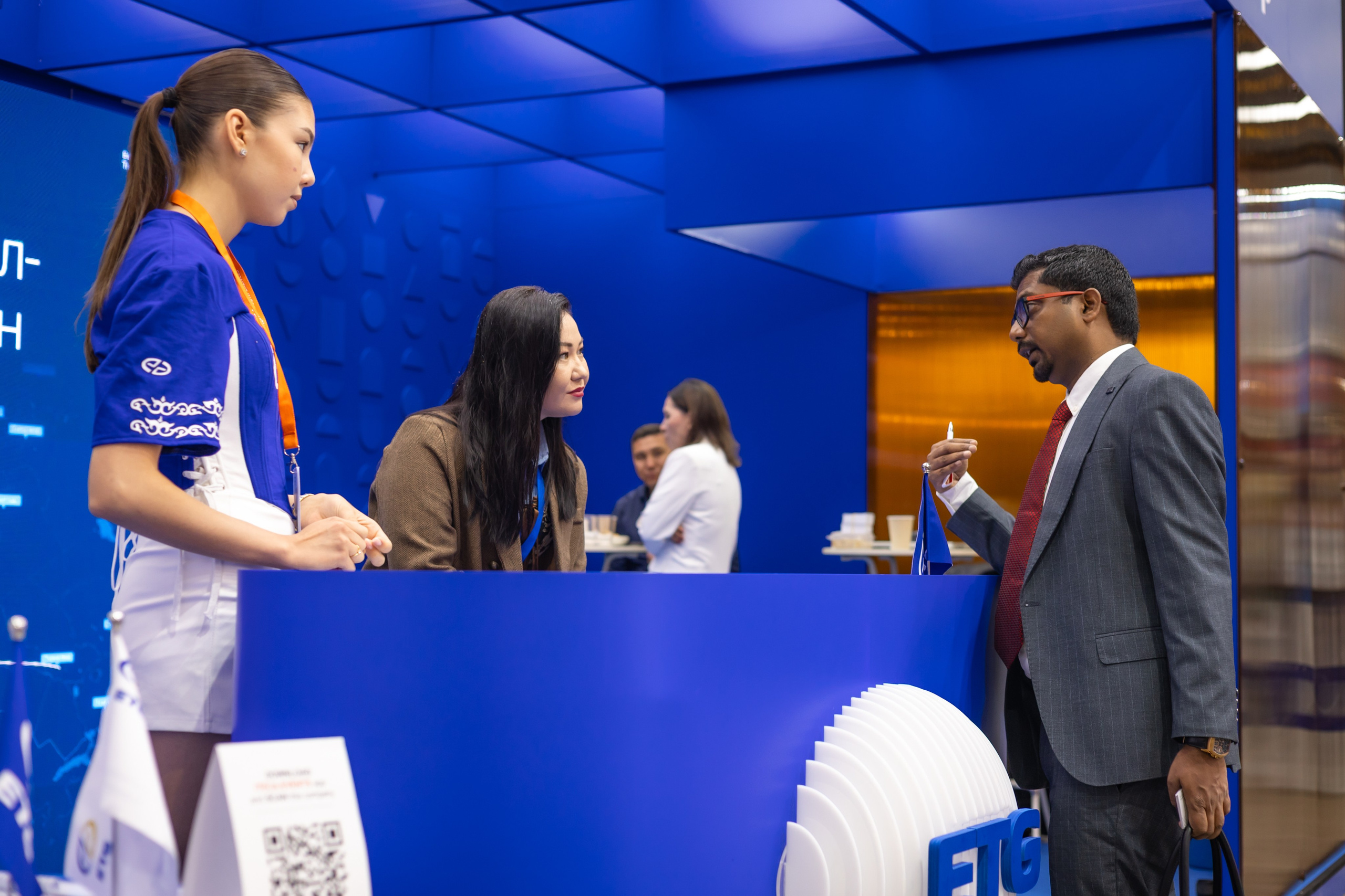 ETG Logistic Выставка в Атакенте. Коммерческий и репортажный фотограф в Алматы — Jora Abramov