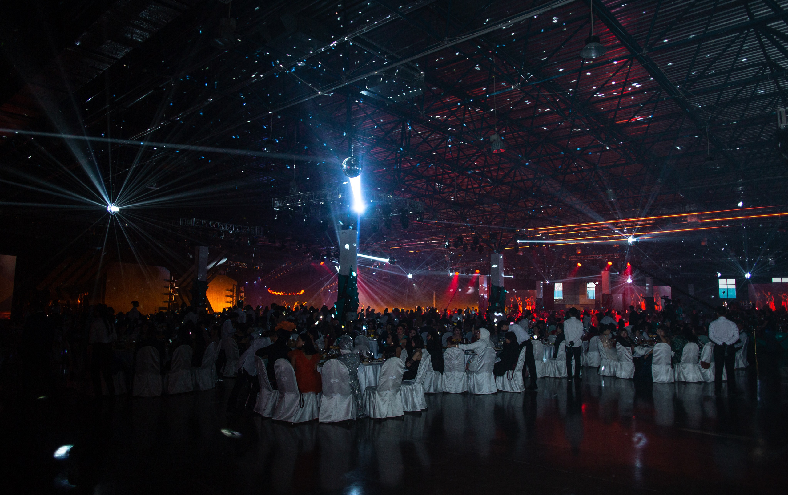 Oriflame. Jora Abramov | Коммерческий и репортажный фотограф в Алматы