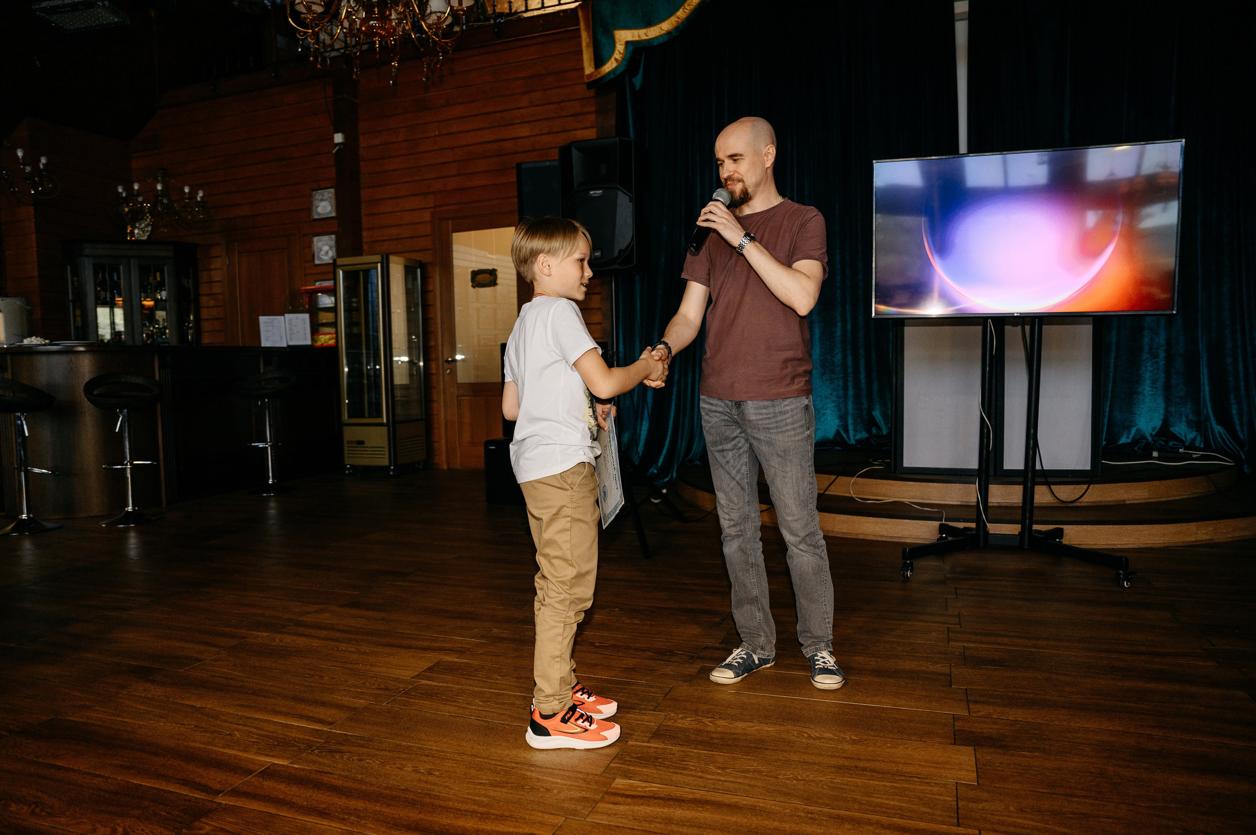 Окончание «началки». Свадебный фотограф в Красноярске