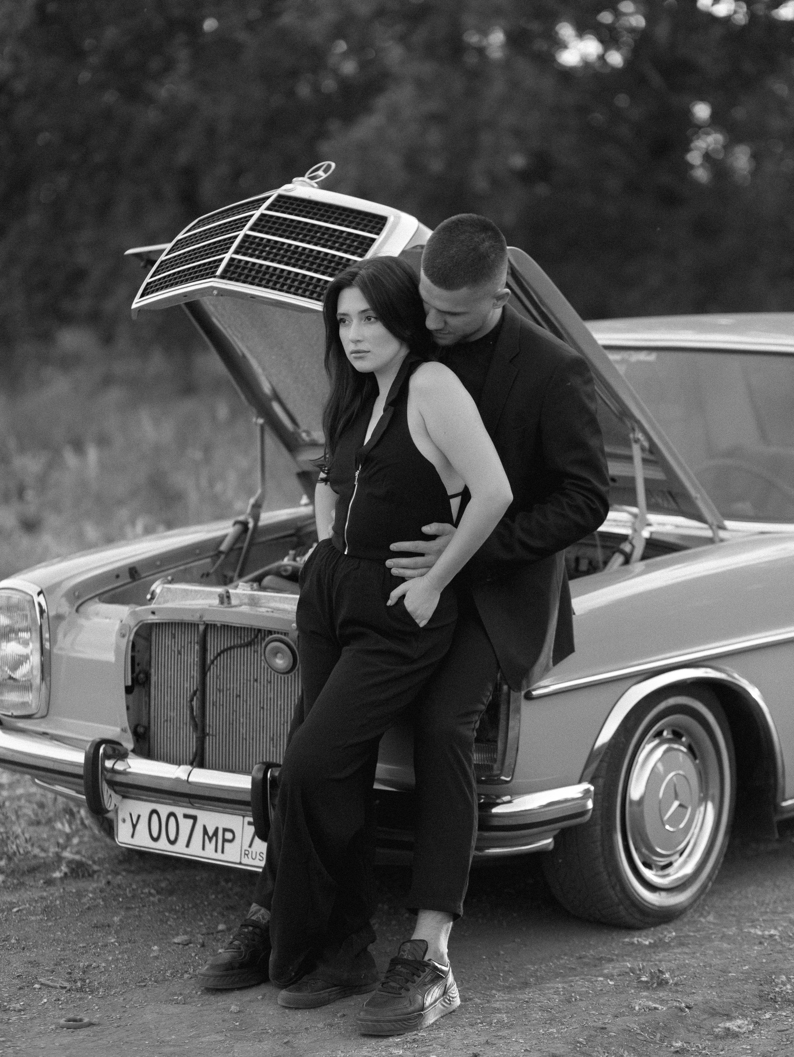 ТАНЯ И БУЛАТ, РЕТРО МАШИНА. Свадебный и индивидуальный фотограф в Челябинске Евгения Негодяева