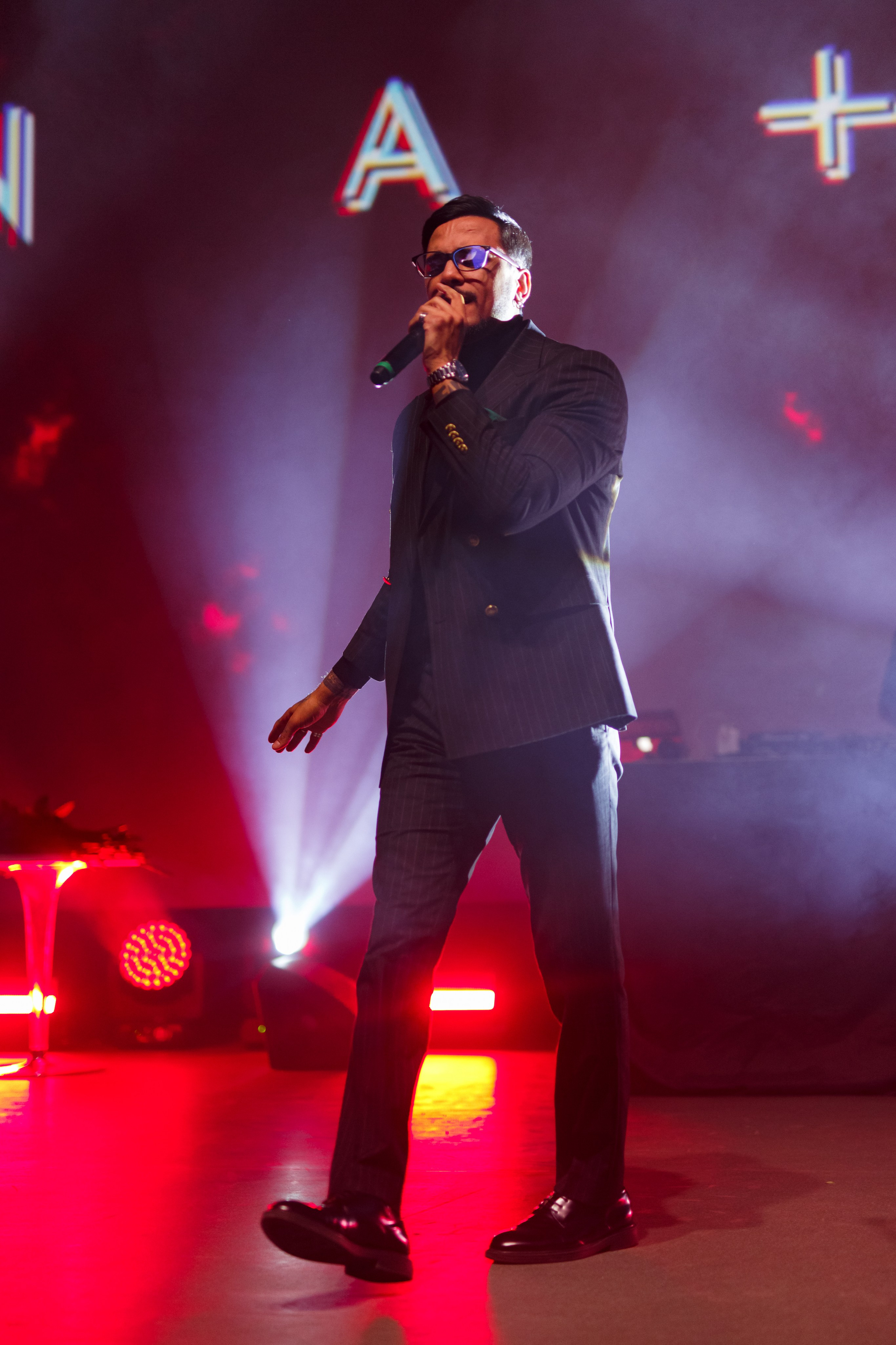 Концерт» Звёзды Русского Радио». Фотограф в Воронеже Иван Самодуров