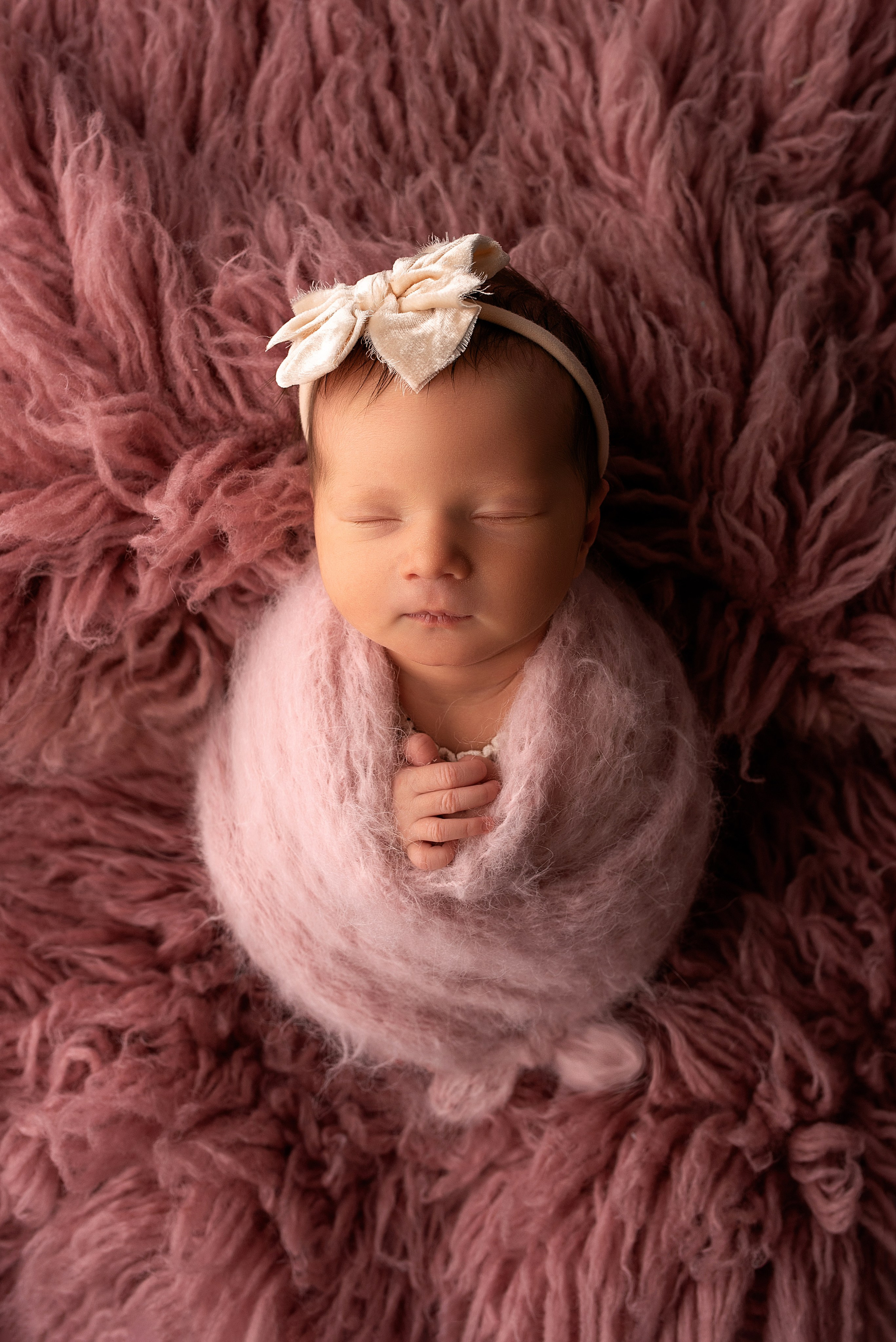 Новорождённые девочки. Детский фотограф новорождённых в Минске Боровик Екатерина