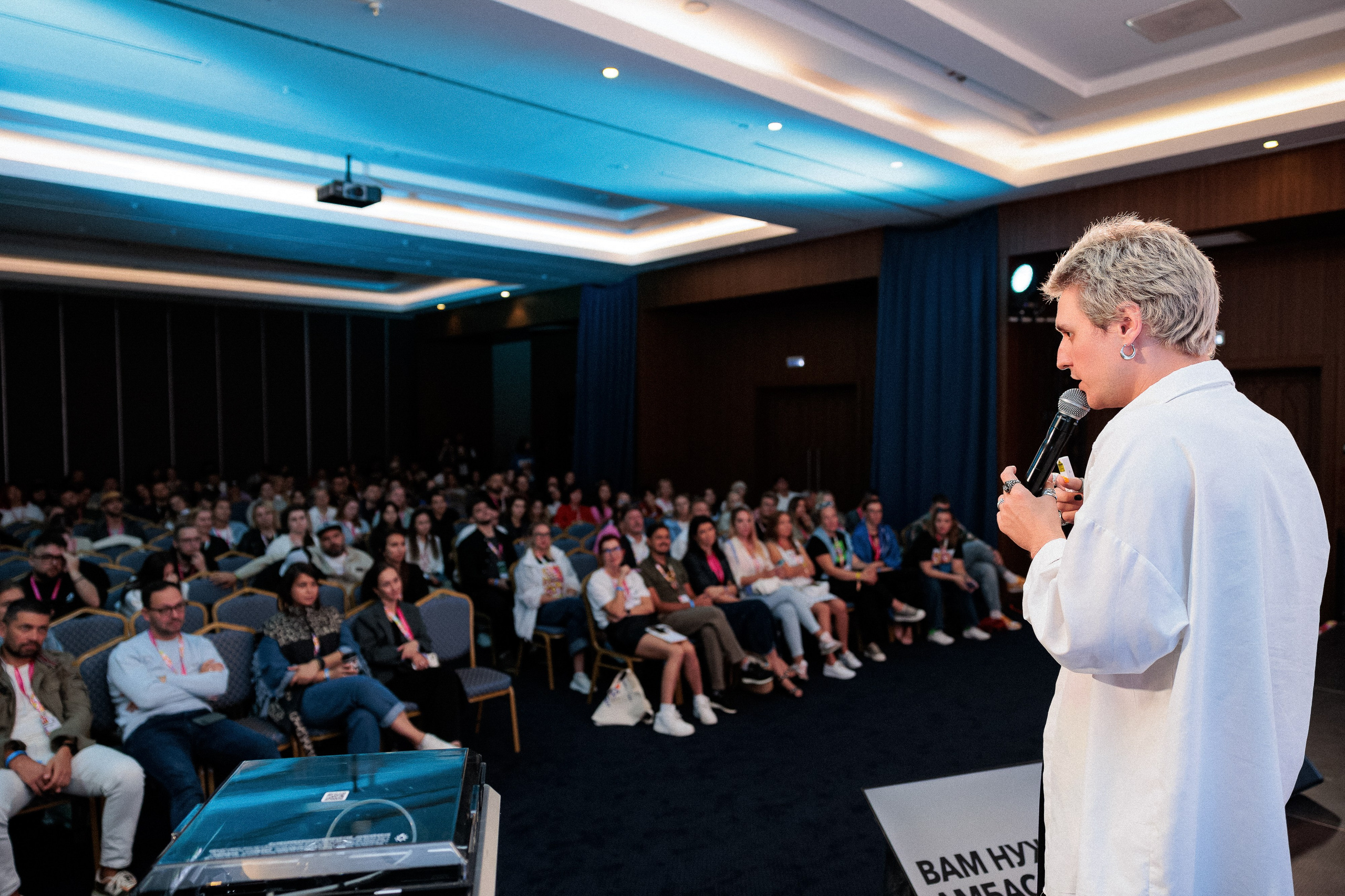 КОНФЕРЕНЦИИ. Арина Тамочкина. Фотограф Краснодарю