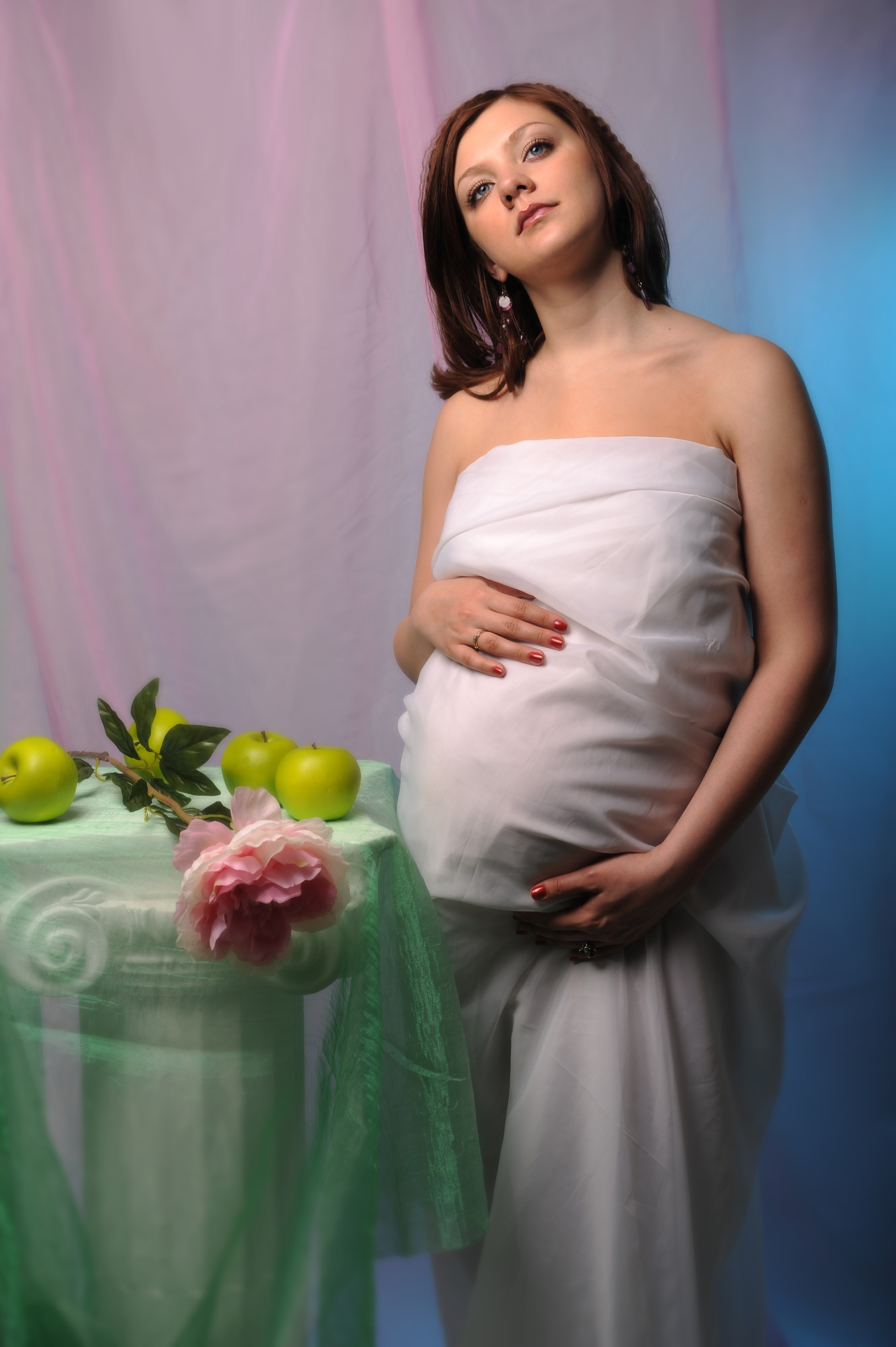 Фотосессия во время беременности от студии Love Story. Максим Матвийченко и Виктория Басова профессионалы своего дела