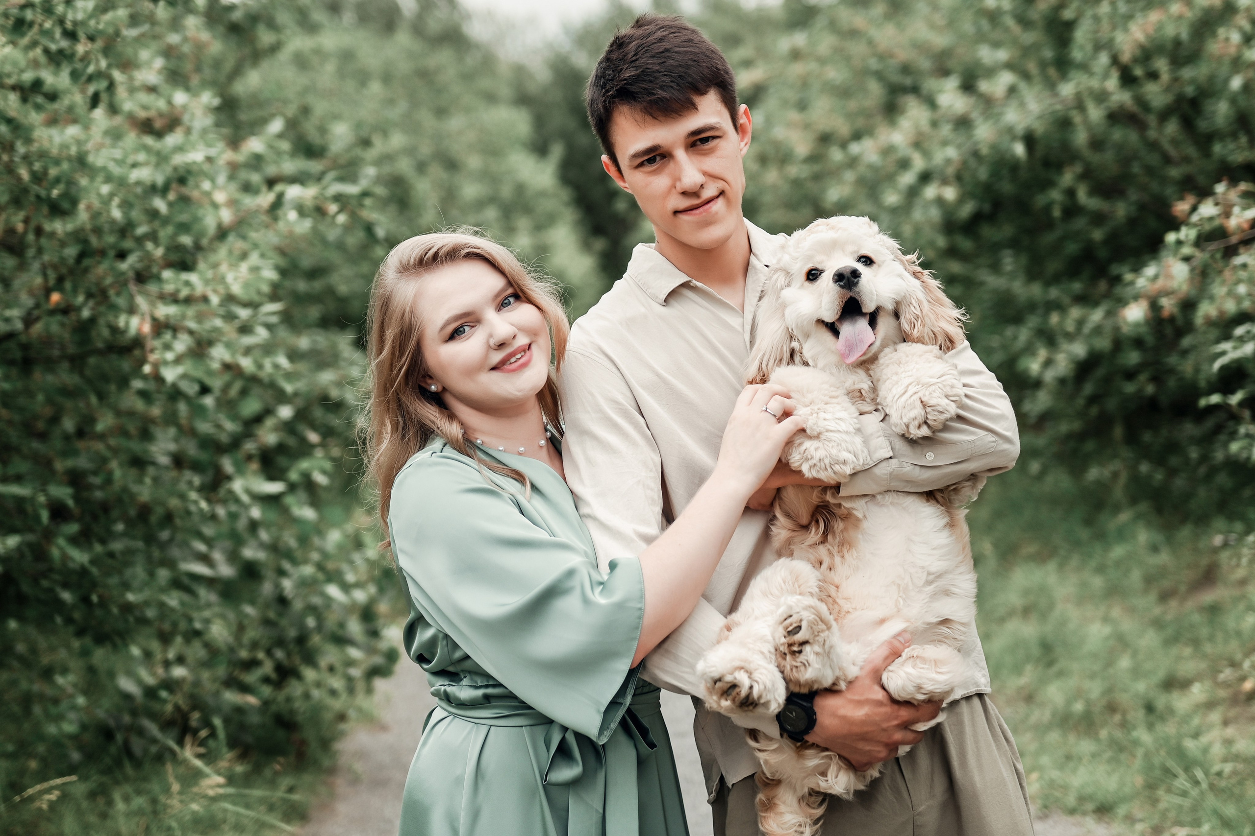 Love story прогулка вместе с песиком))). Свадебный, семейный, детский, контент фотограф в Омске Максим Ильин