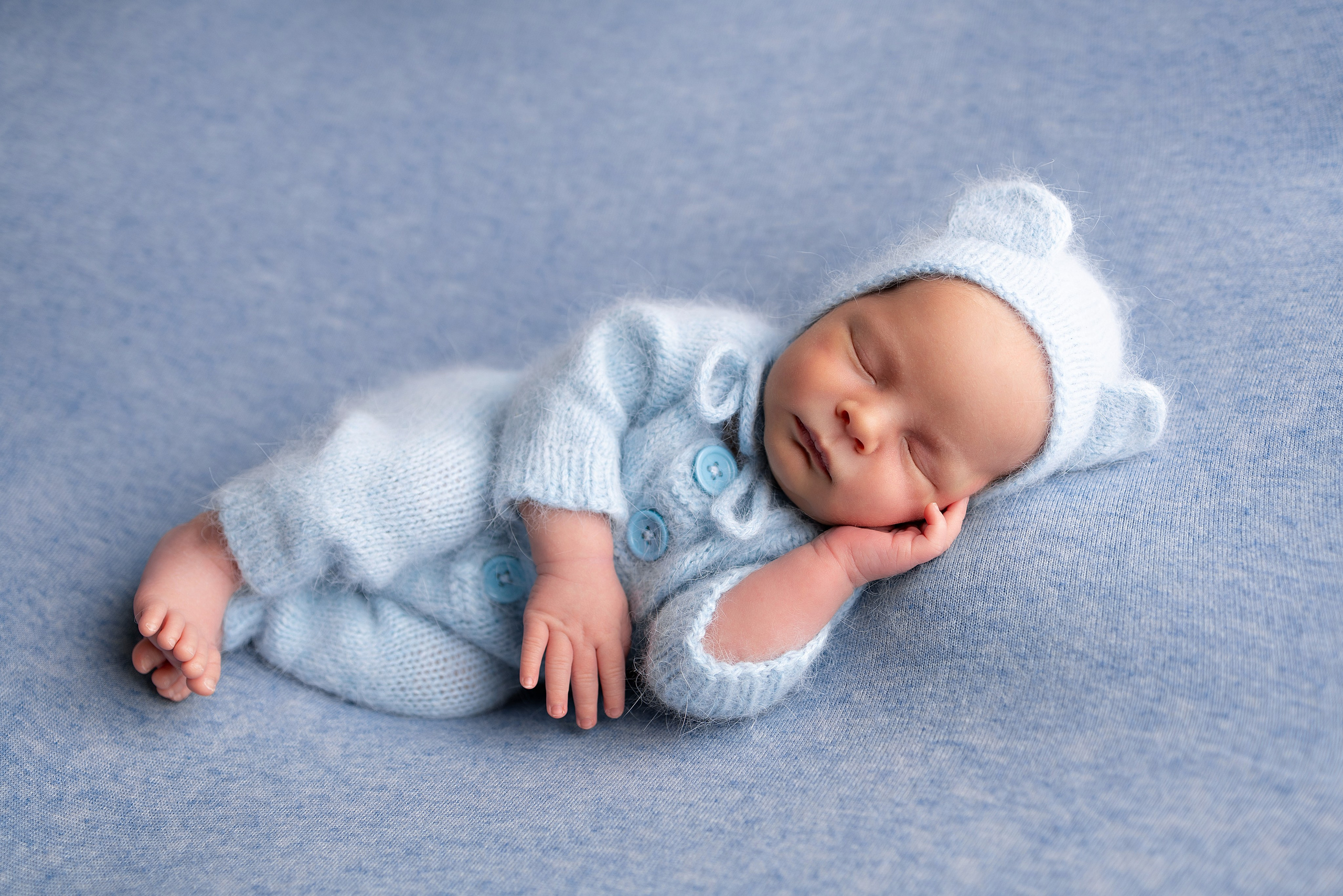 Новорожденные. Фотограф Ханты-Мансийск