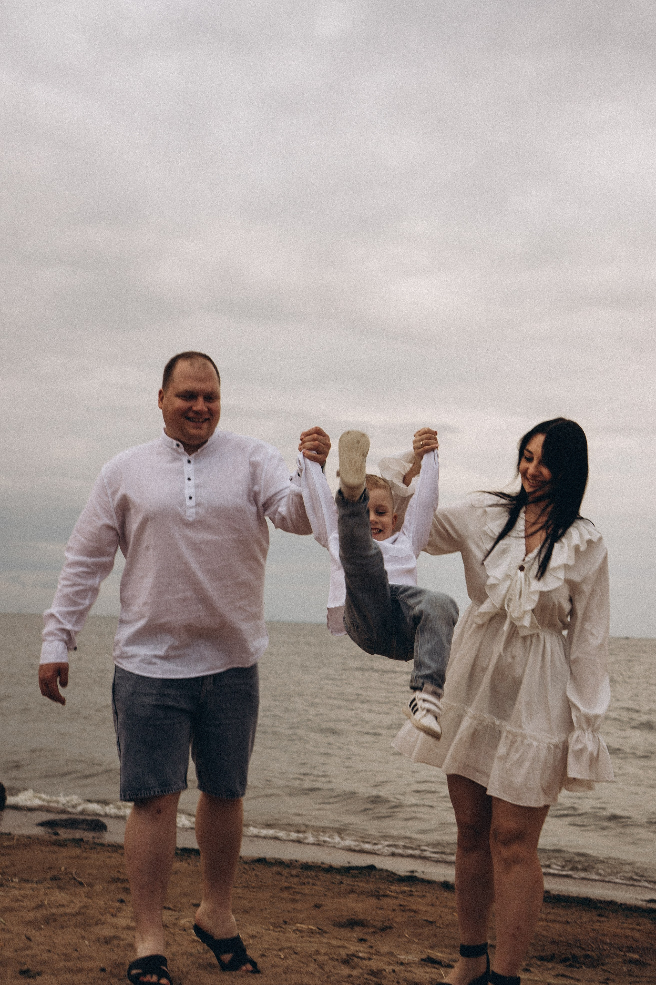 Семейная история на берегу залива. Профессиональный фотограф, Санкт-Петербург — Виктория Богомолова