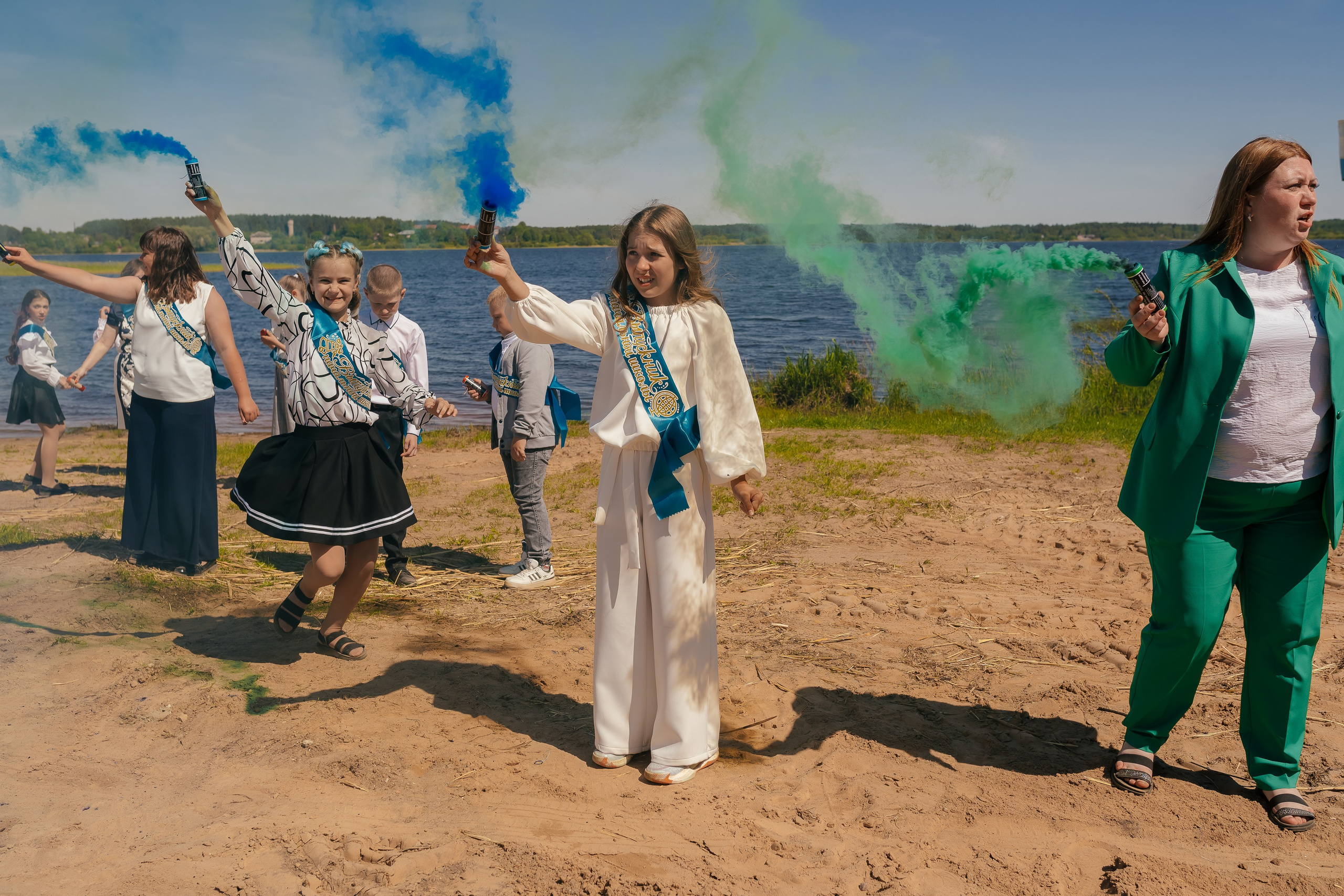 Последний звонок 4 класс. Фотограф Торопец Кристина Абрамова Kanwellia photography