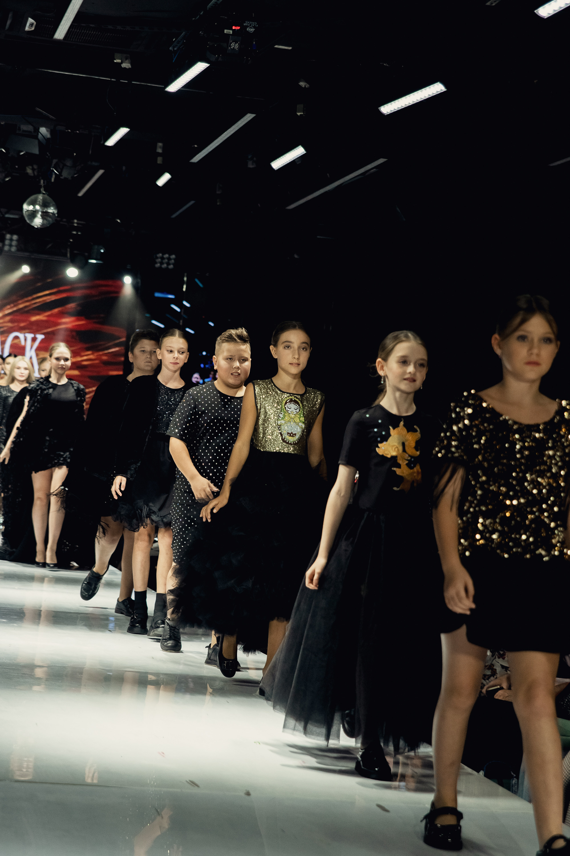 MOSCOW FASHION WEEK. Школа Развития моделей Город Ижевск