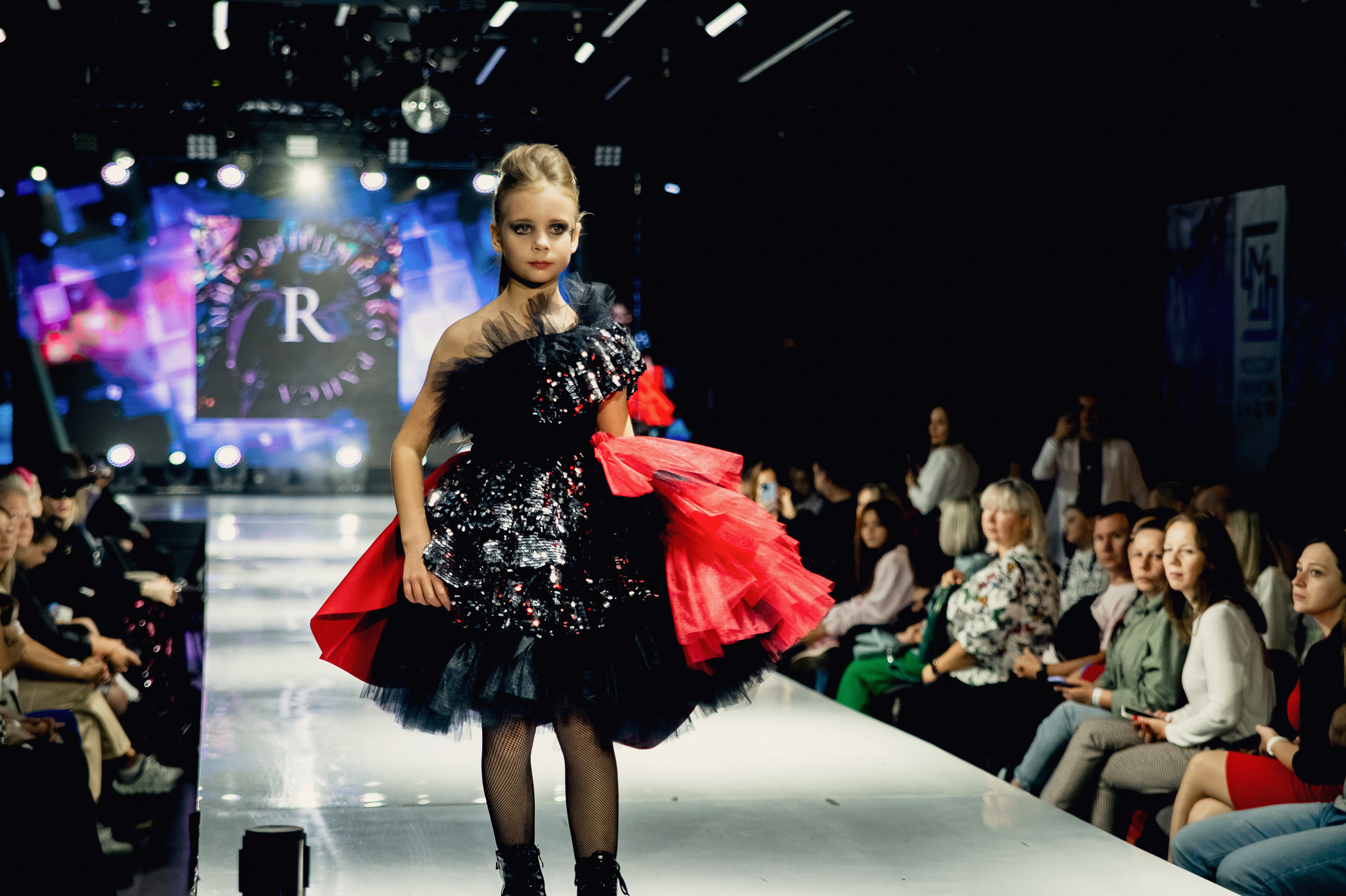 MOSCOW FASHION WEEK. Школа Развития моделей Город Ижевск