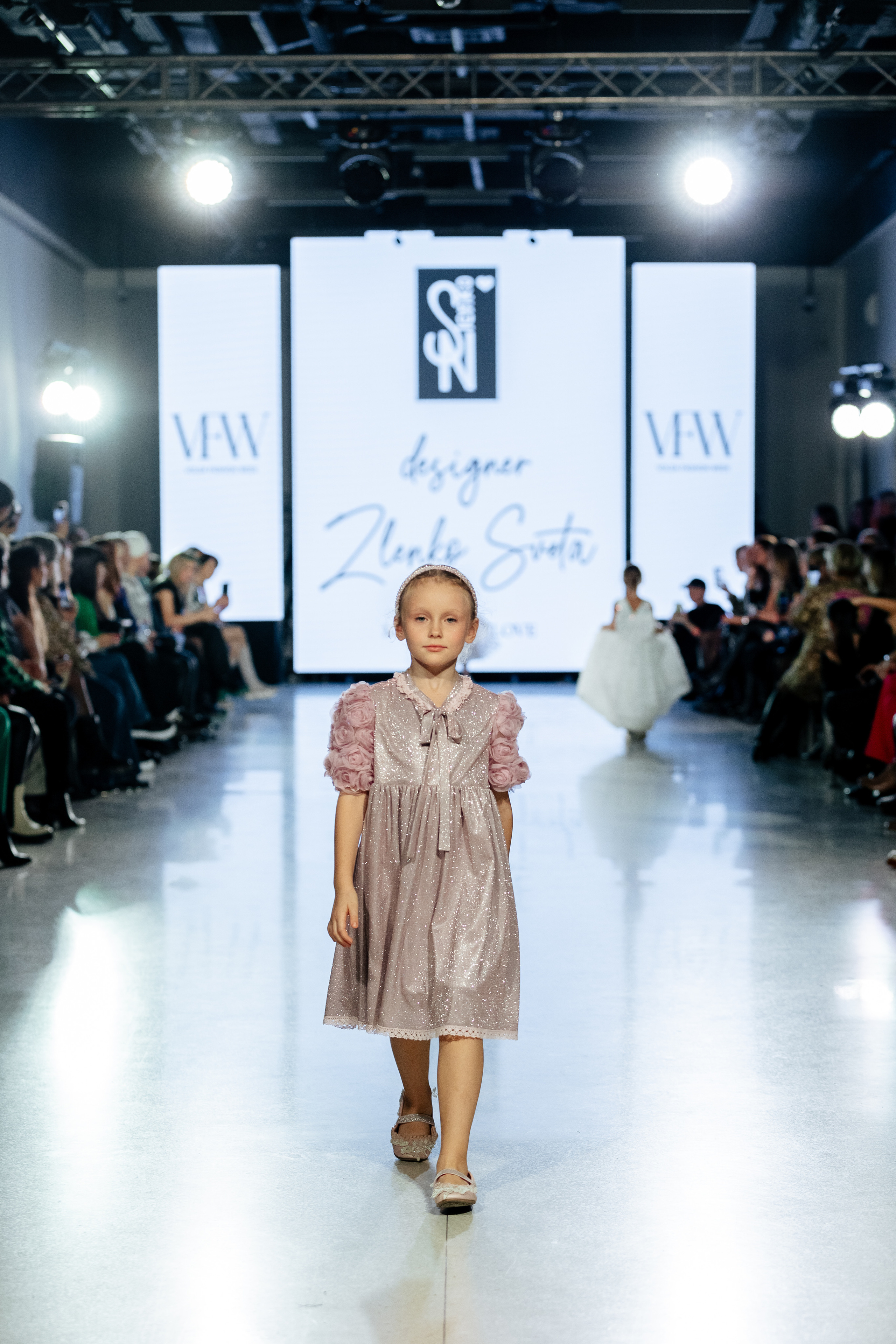 VOLGA FASHION WEEK. Школа Развития моделей Город Ижевск