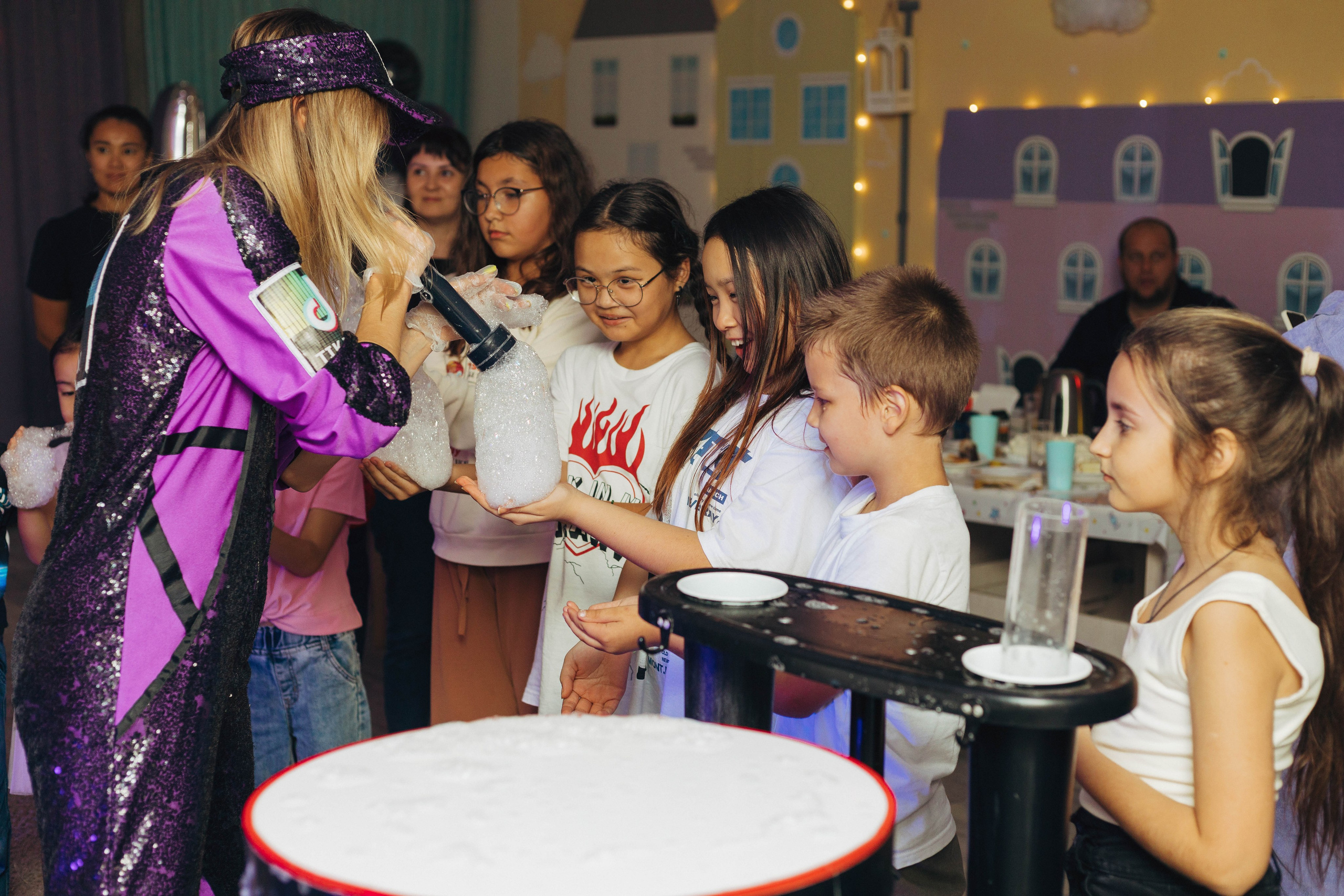 В стиле Уэнздей. Я Аракчеева Менслу — семейный и свадебный фотограф в Астрахани