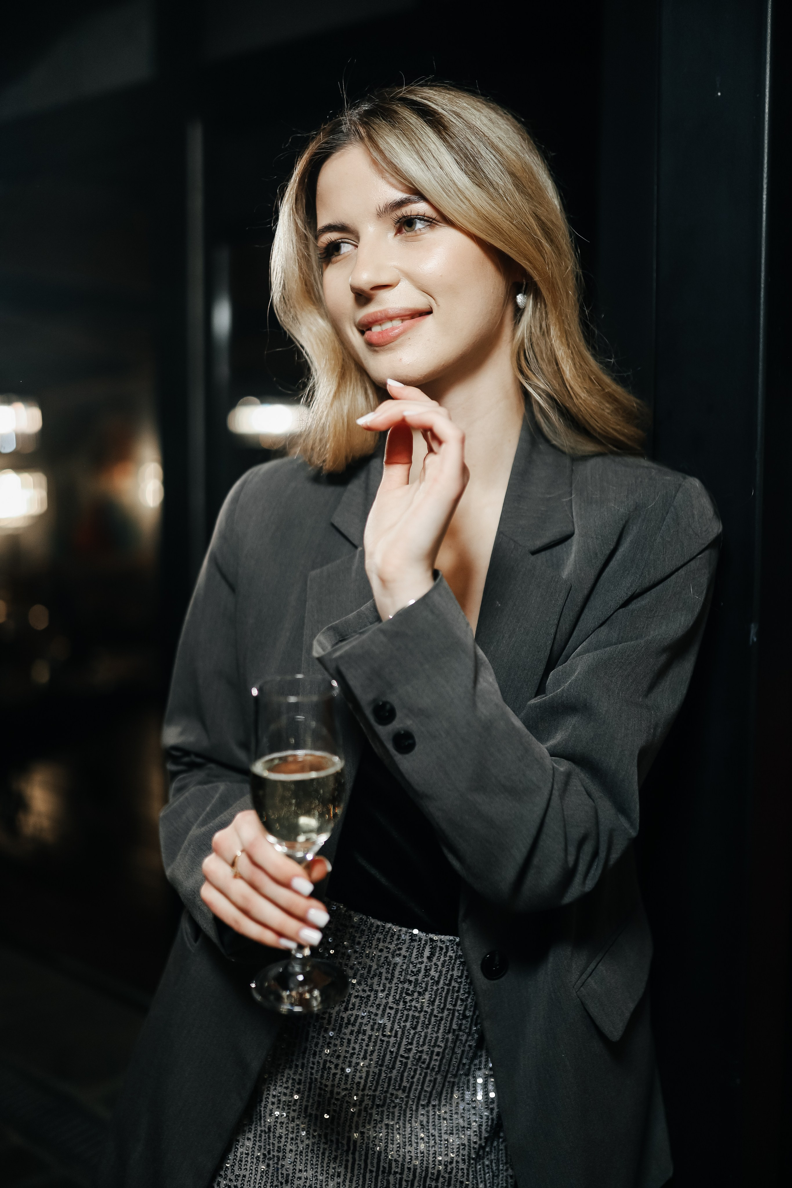 25.Диана и гости