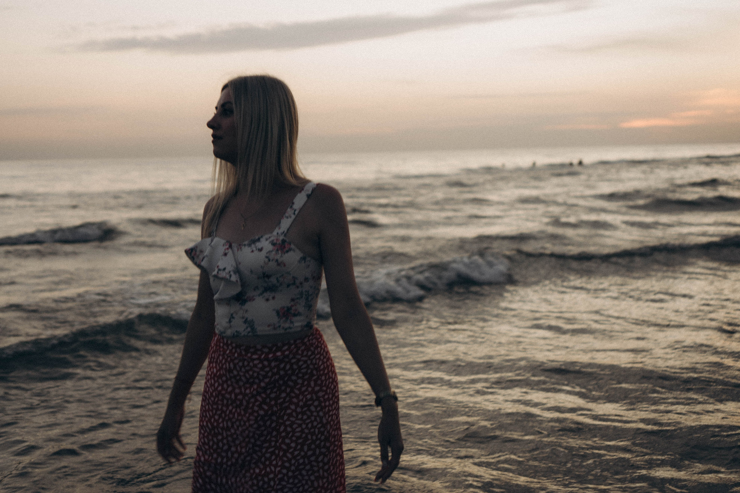 Июльский вечер на берегу черного моря. Профессиональный фотограф, Санкт-Петербург — Виктория Богомолова