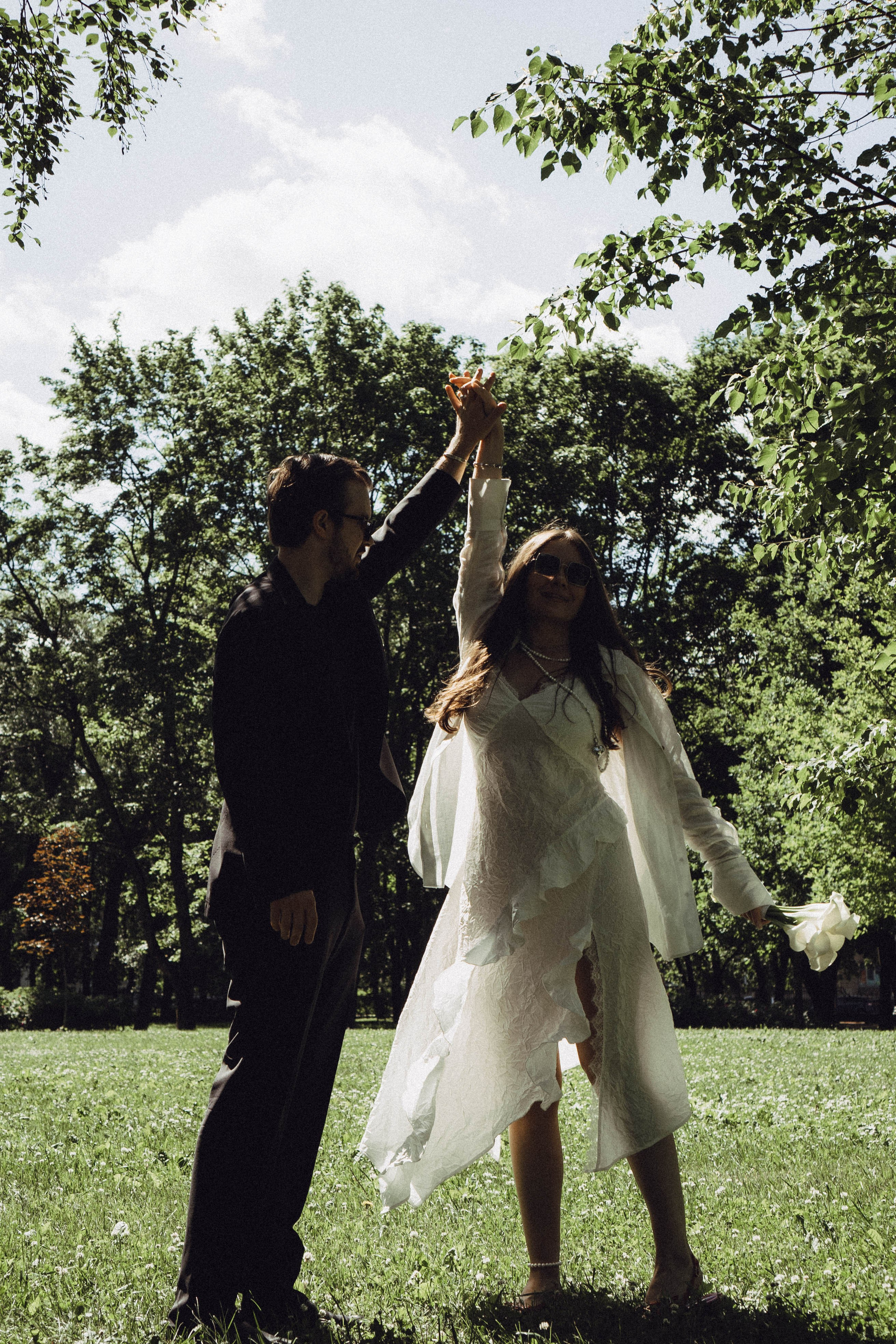 СВАДЕБНАЯ СЬЕМКА В ПАРКЕ ПОБЕДЫ И ПРОГУЛКА ПО МОСКОВСКОМУ ПРОСПЕКТУ. Профессиональный фотограф, Санкт-Петербург — Виктория Богомолова