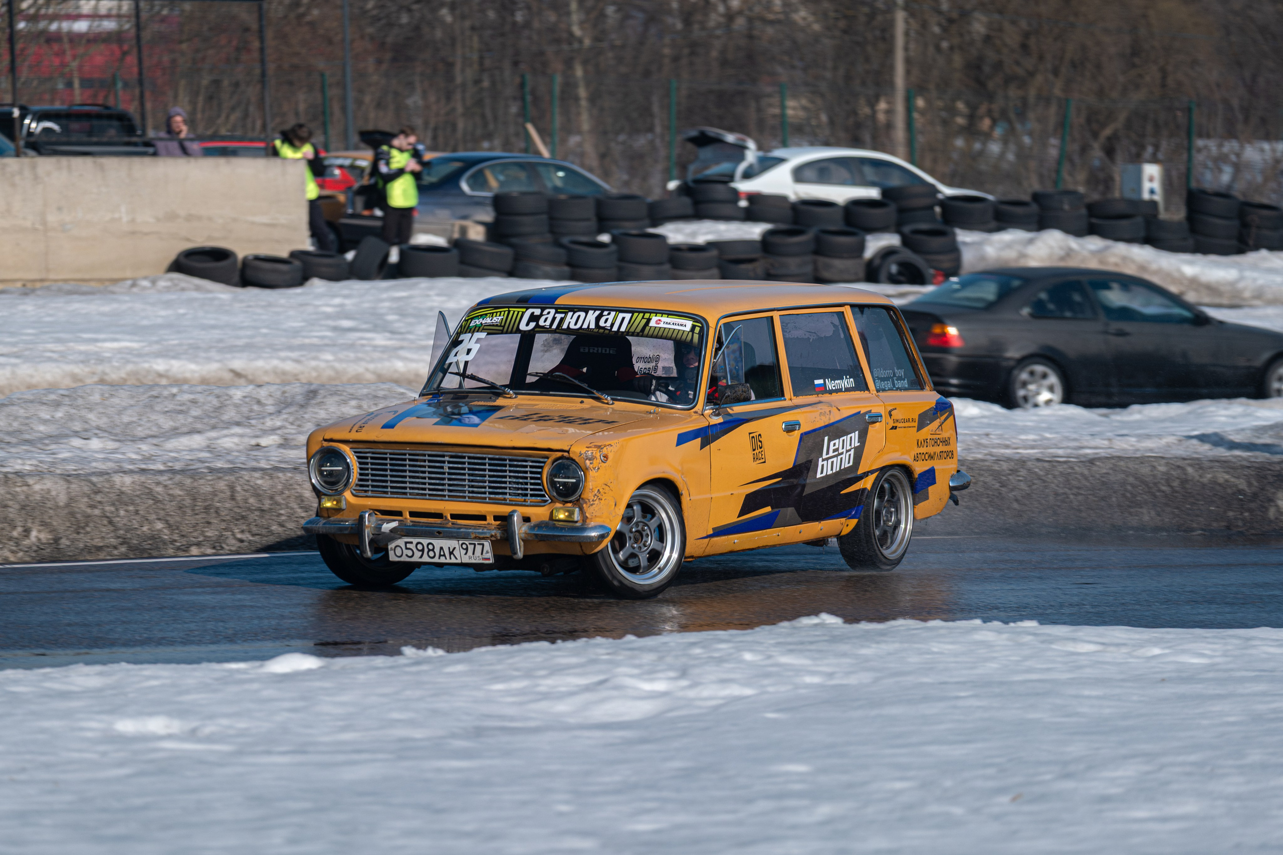 Спортивная автомобильная съемка. Malenkyia