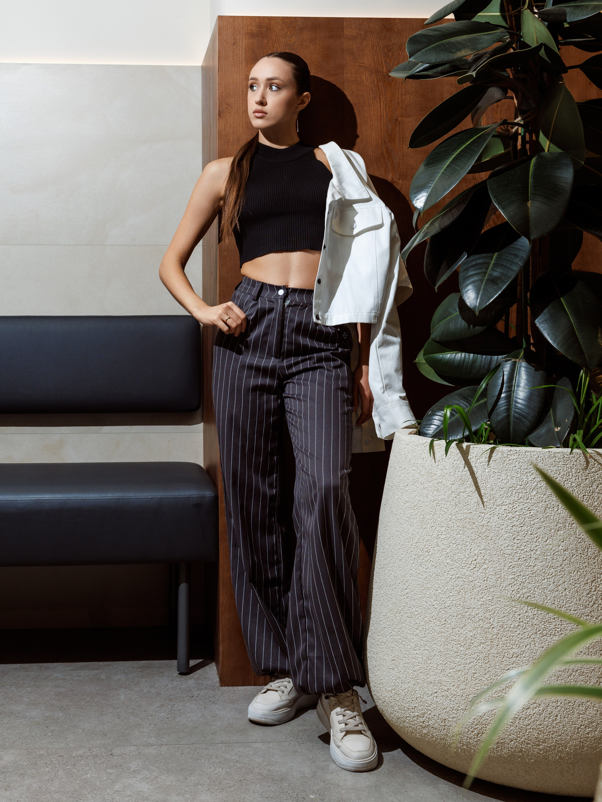 TONY CLOU. Съёмка в кофейне. Фотограф Виталий Хайлов, Екатеринбург