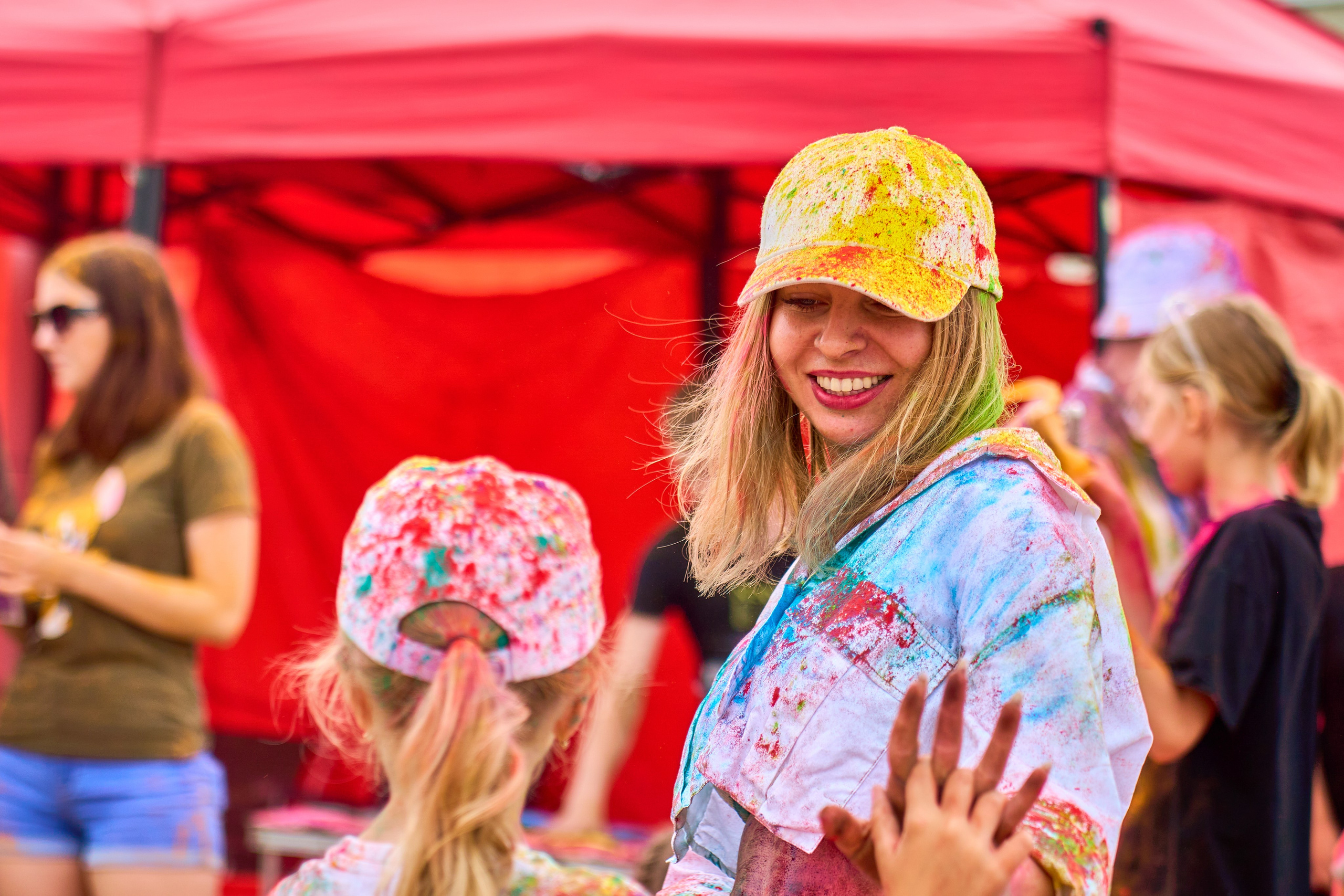 Холи. Фотограф во Владивостоке