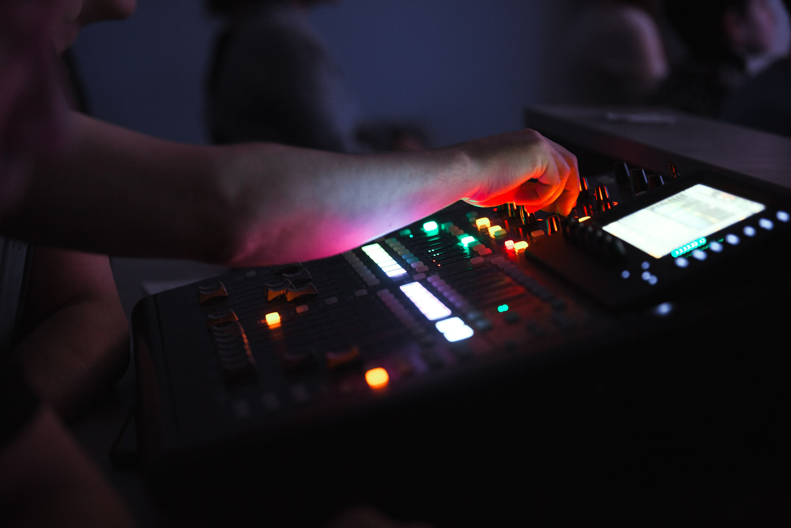 Дамир. Сольный концерт. Design Muginov