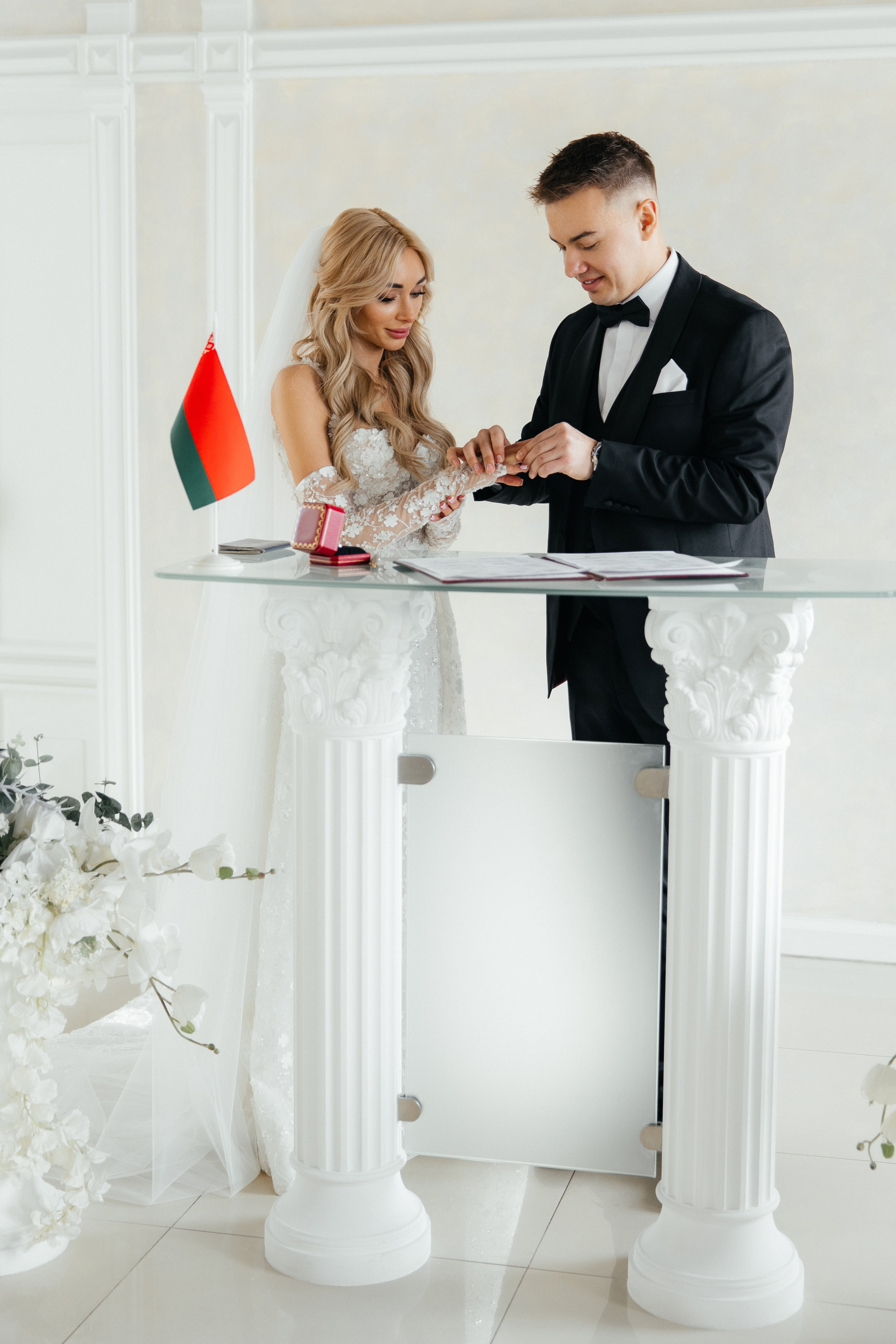 Юлия и Андрей | Свадебный день на 9 человек. Свадебный фотограф Минск РБ