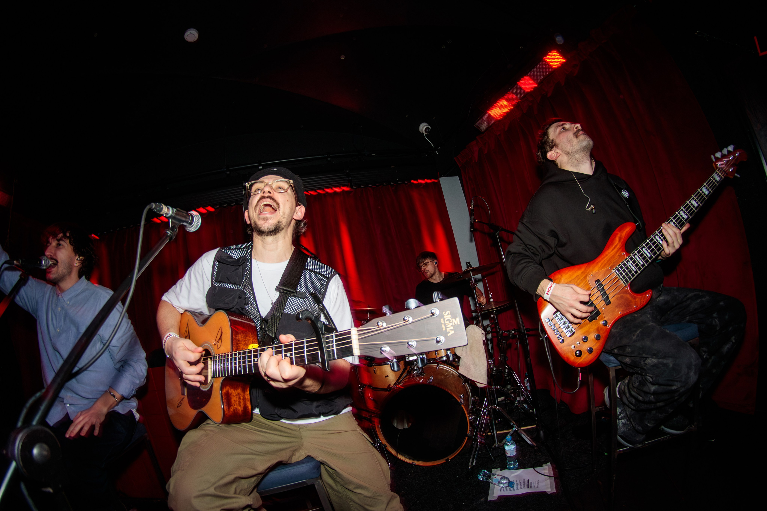 Хмыров акустика. Портретный и концертный фотограф в Санкт-Петербурге Егор Телятников