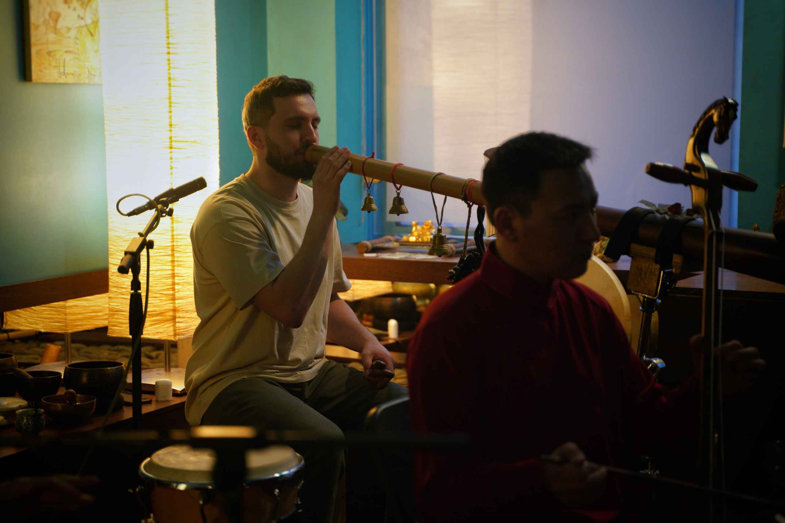 Выступление Forest jam project в Открытом в чайной Чаван. Портретный и репортажный фотограф Наталья Горобец