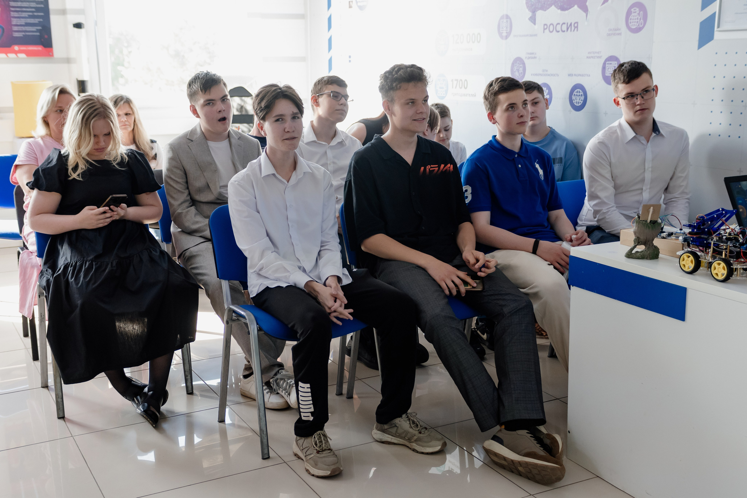 Выпускной: компьютерная академия Топ. Фотограф в Твери Дементьева Анастасия