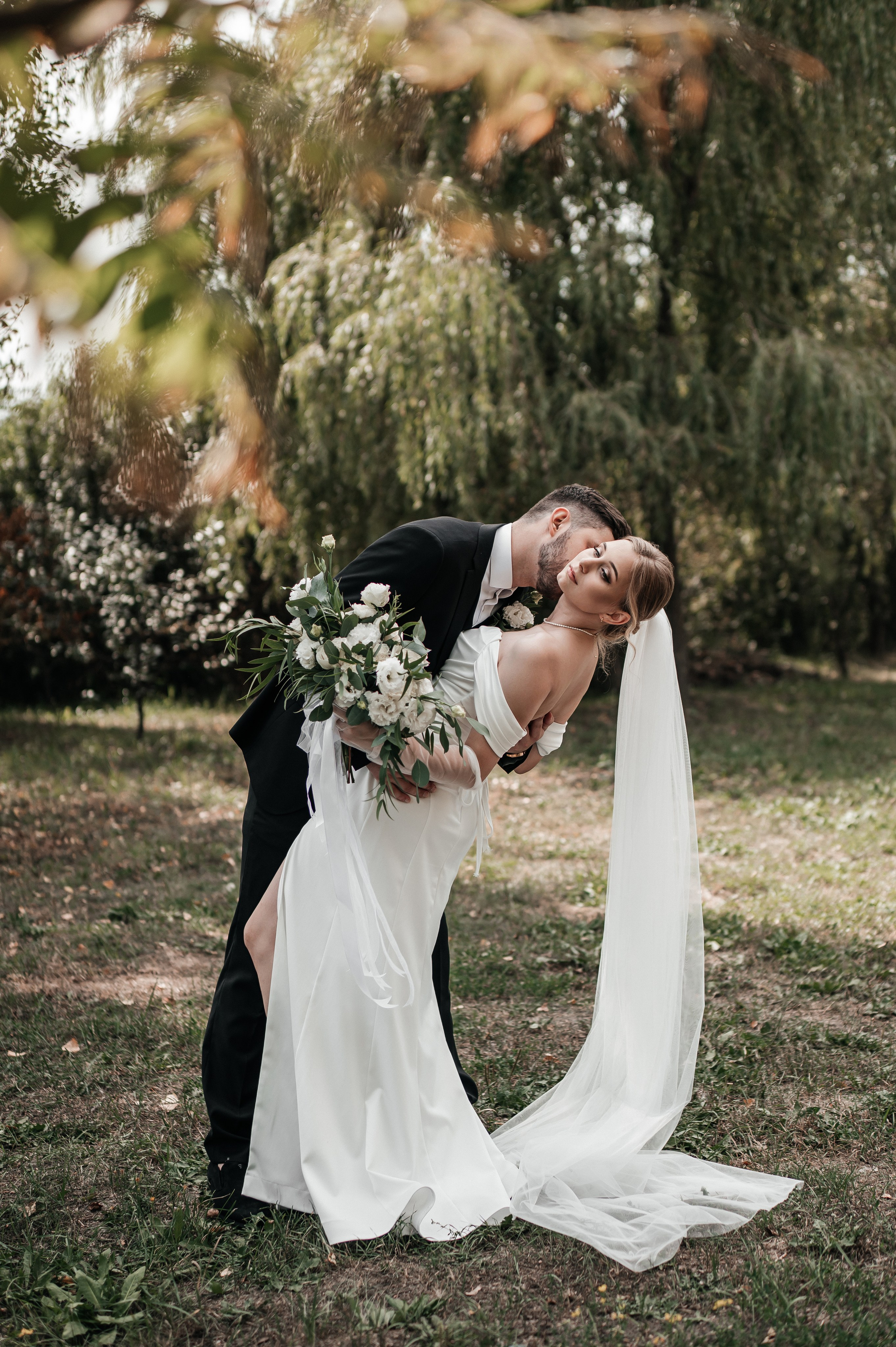 Даниил и Валерия. Черная утка. Полный день. Фотограф Екатерина Бочарникова