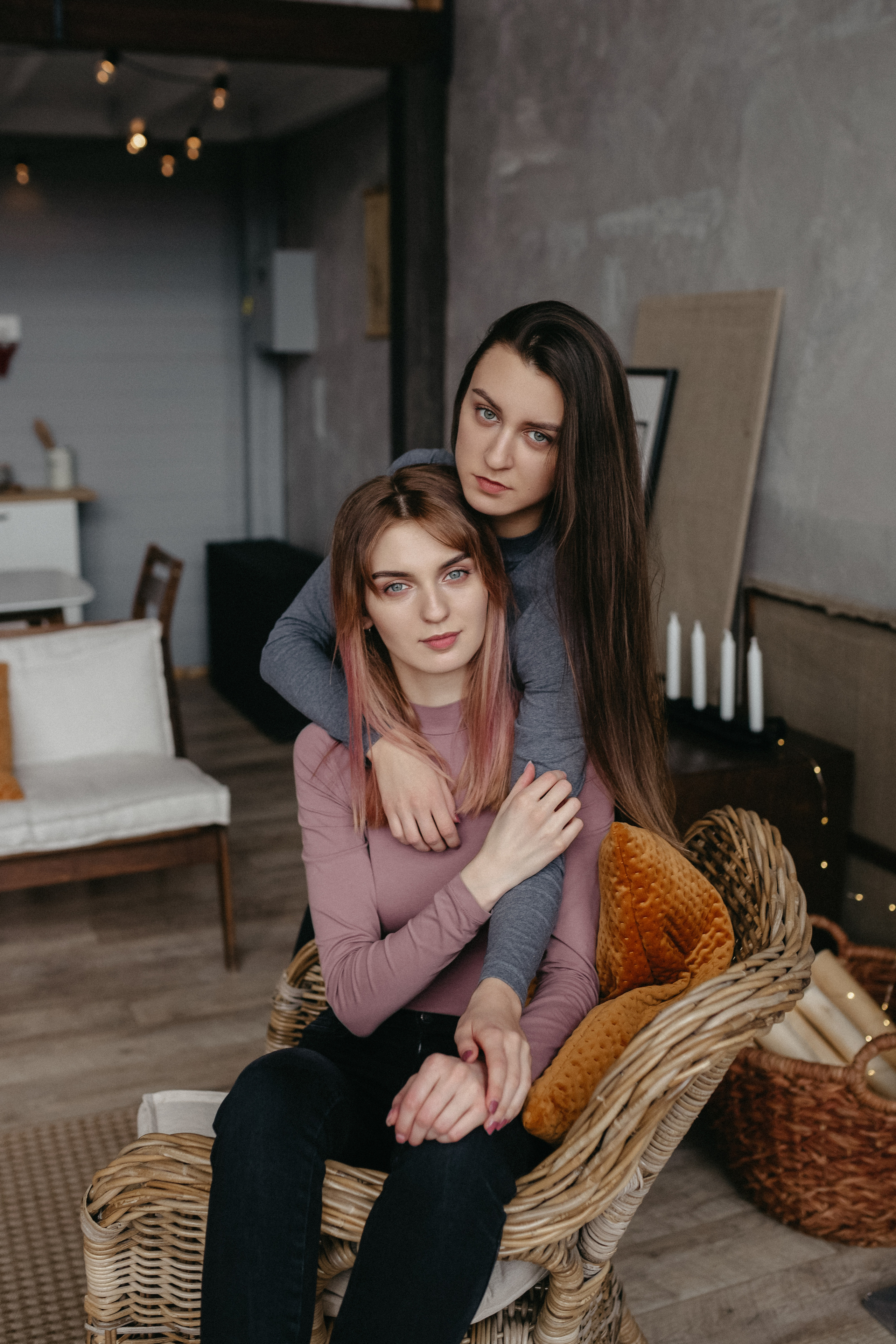 Сёстры Юля и Аня. Фотограф в Минске — Юлия Деяк. Фотосессии в Минске