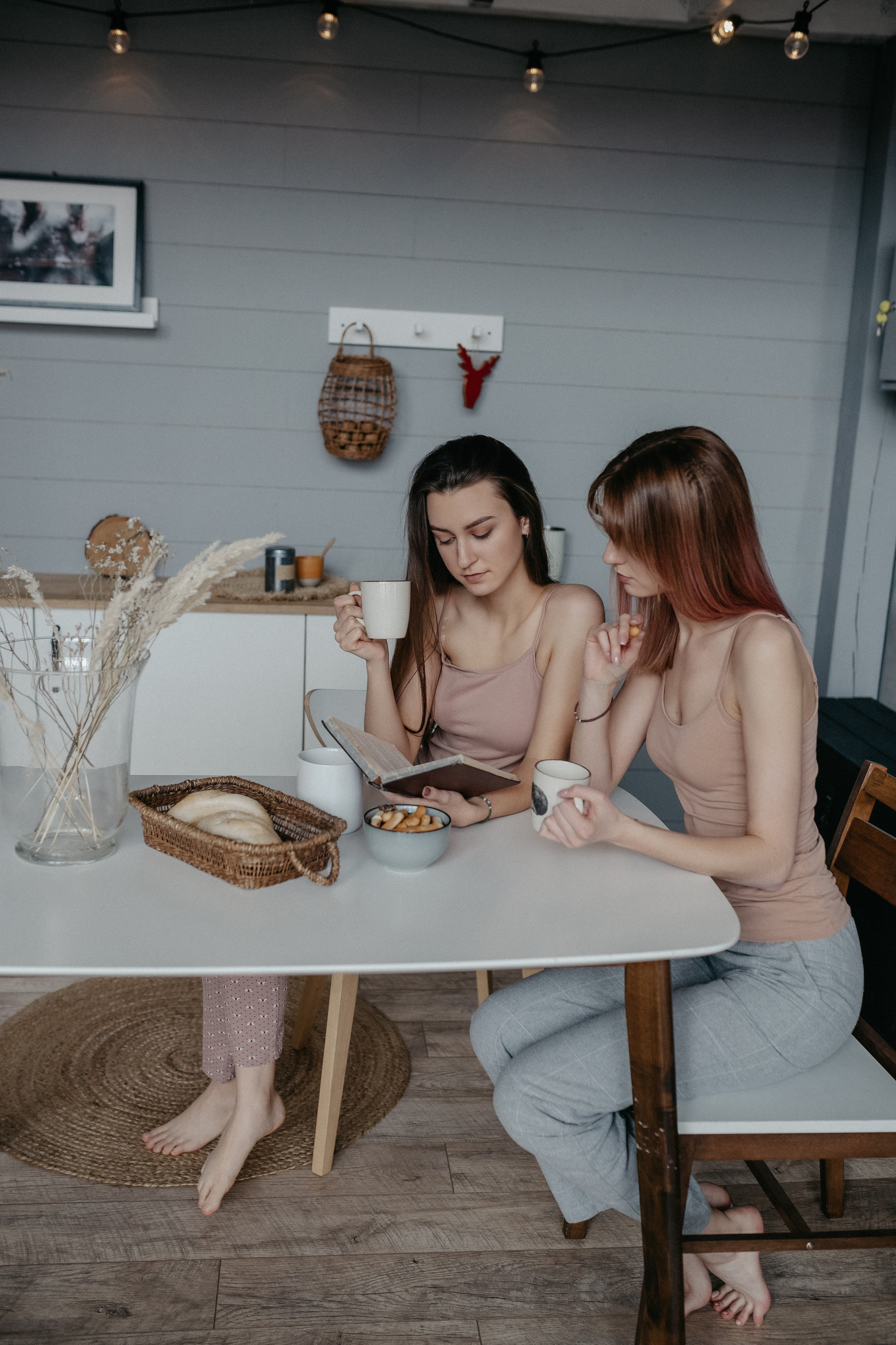 Сёстры Юля и Аня. Фотограф в Минске — Юлия Деяк. Фотосессии в Минске