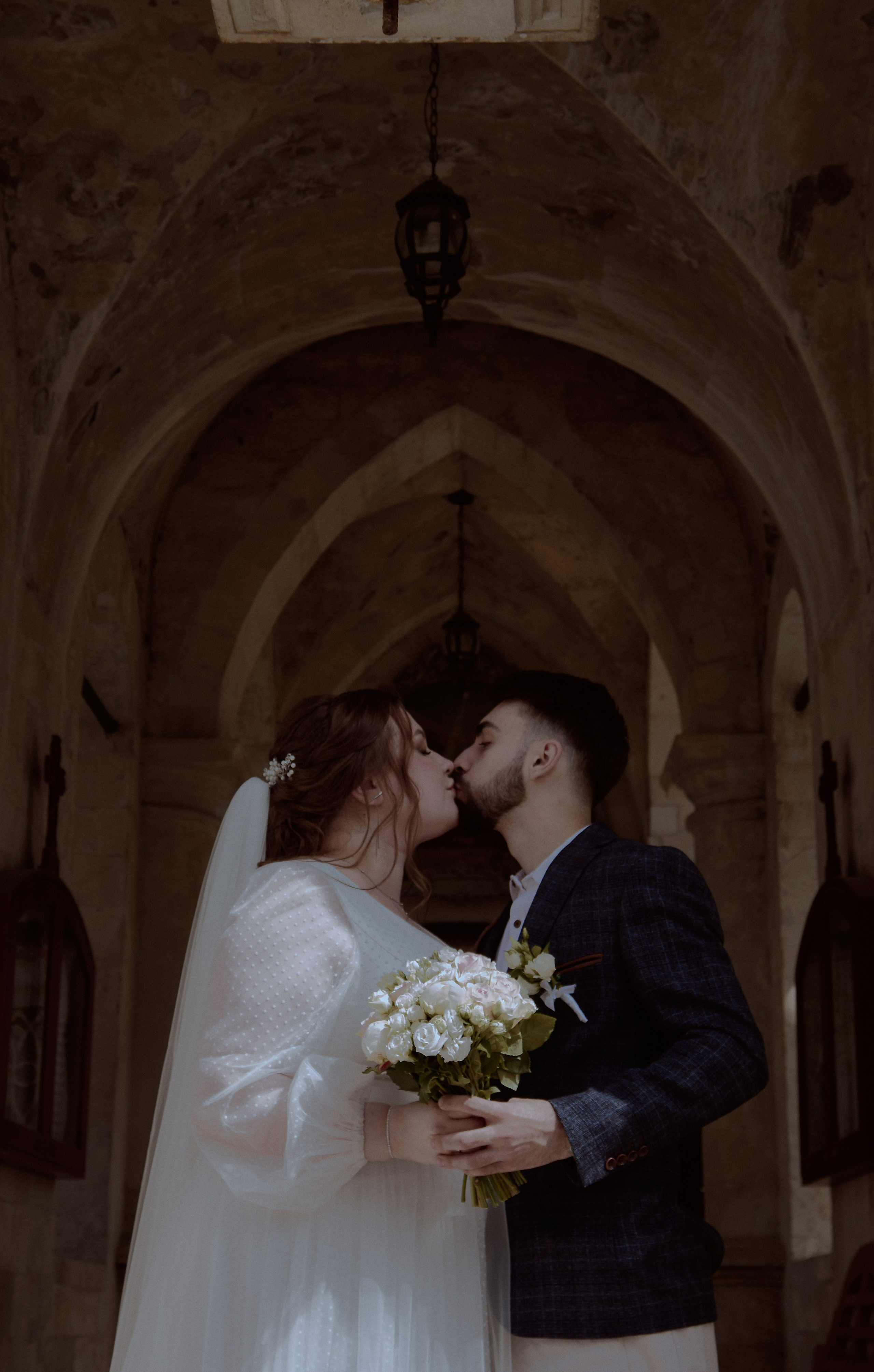 Виктория и Даниэль. Владимирский храм. Фотограф лавстори Москва/МО Приятелева Ангелина