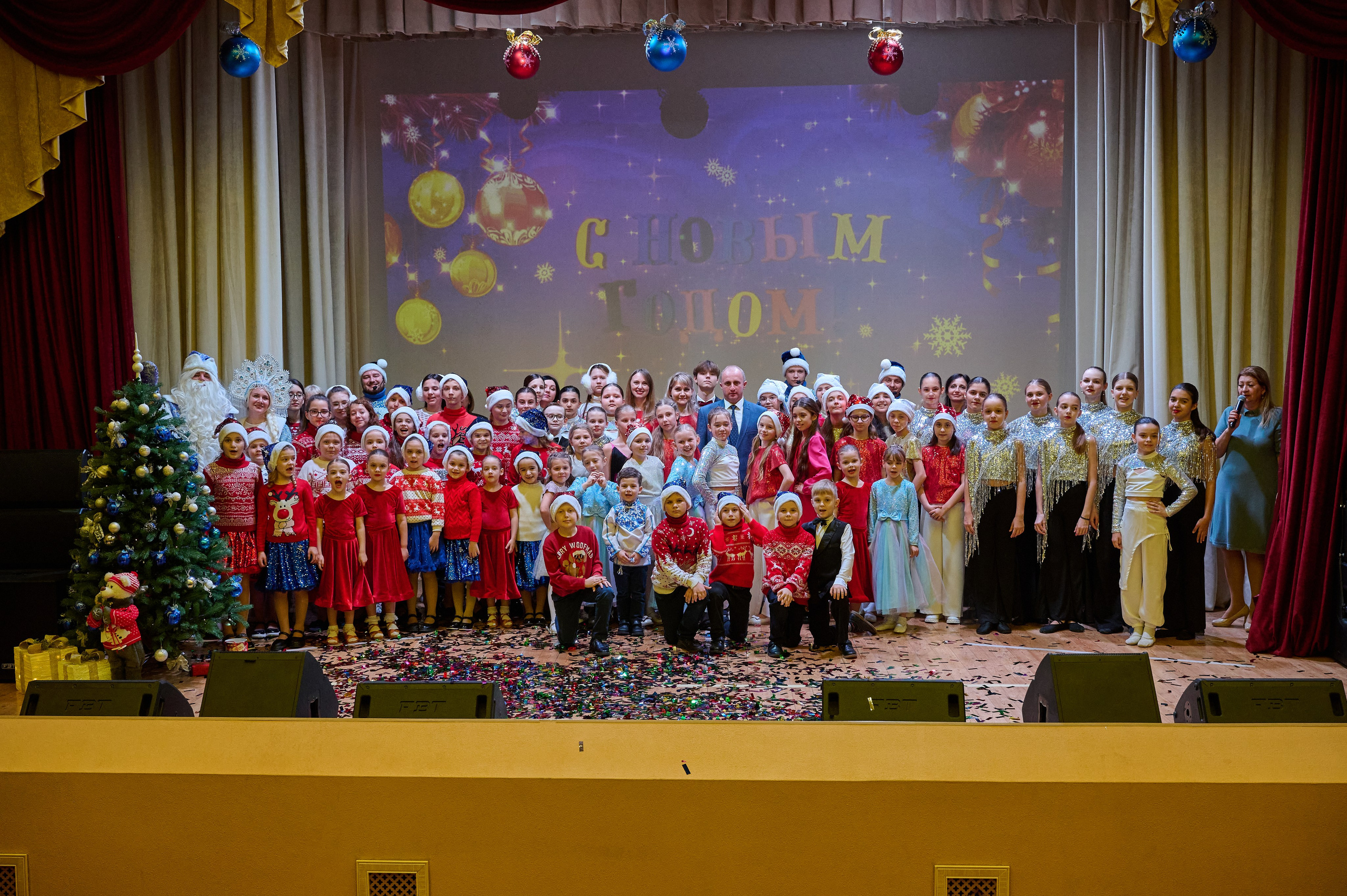Новогодний концерт. Жизнь курорта Кабардинка в фотографиях
