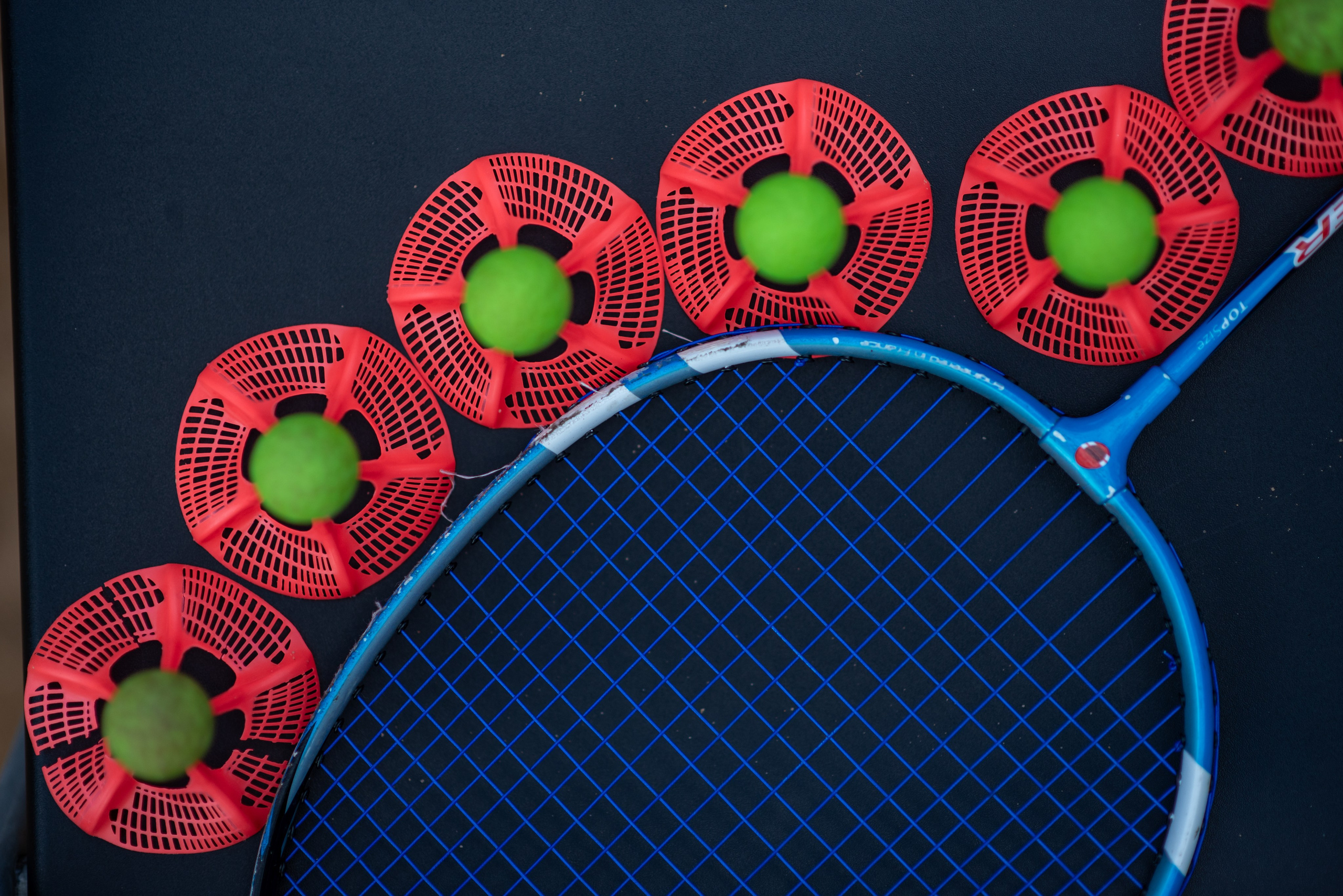 Бадминтон на свежем воздухе. Химки, Московская область. Фотограф Стеценко Наталия. Одинцово, Москва, Московская область