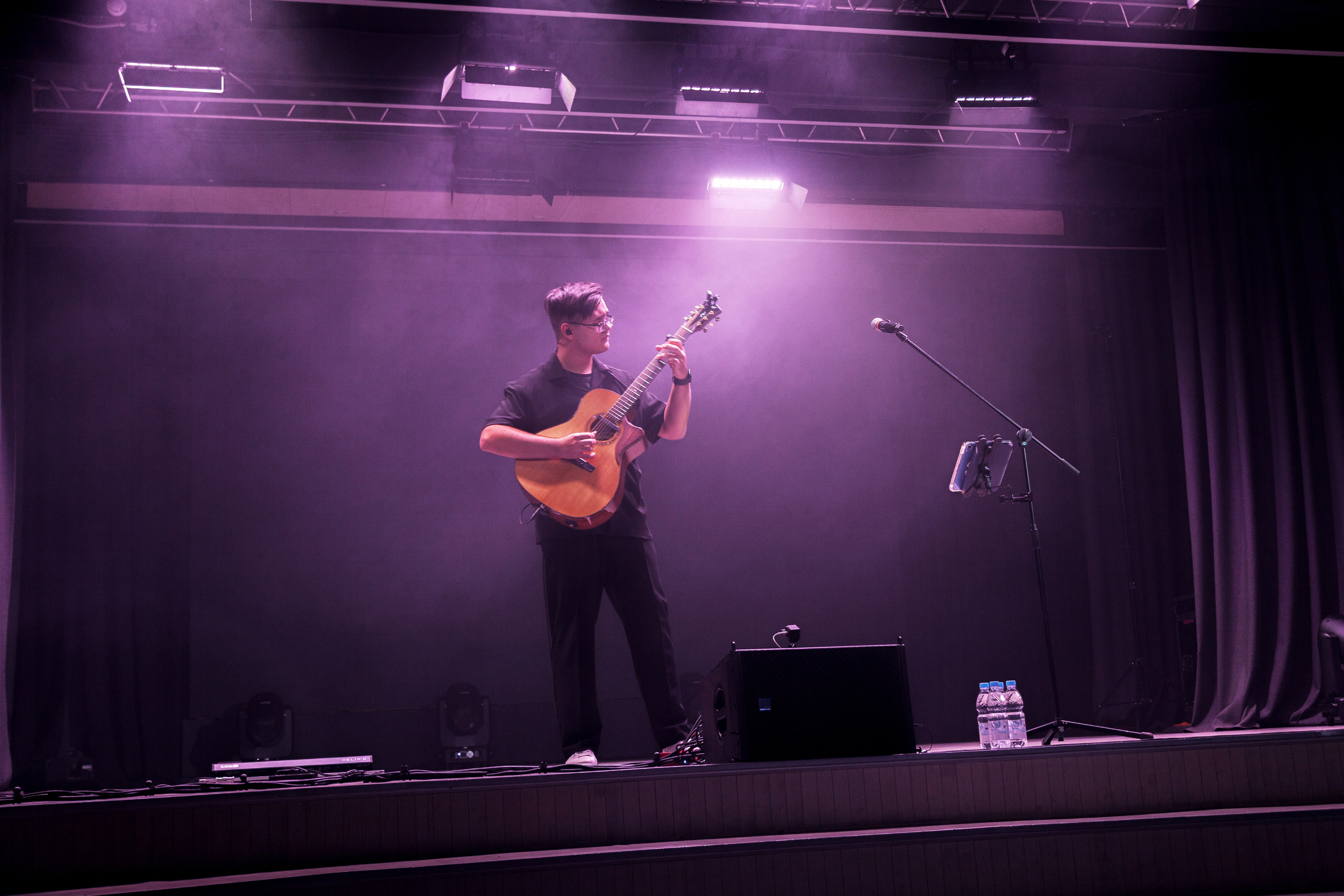 Дамир. Сольник Ноябрь 2025. Design Muginov