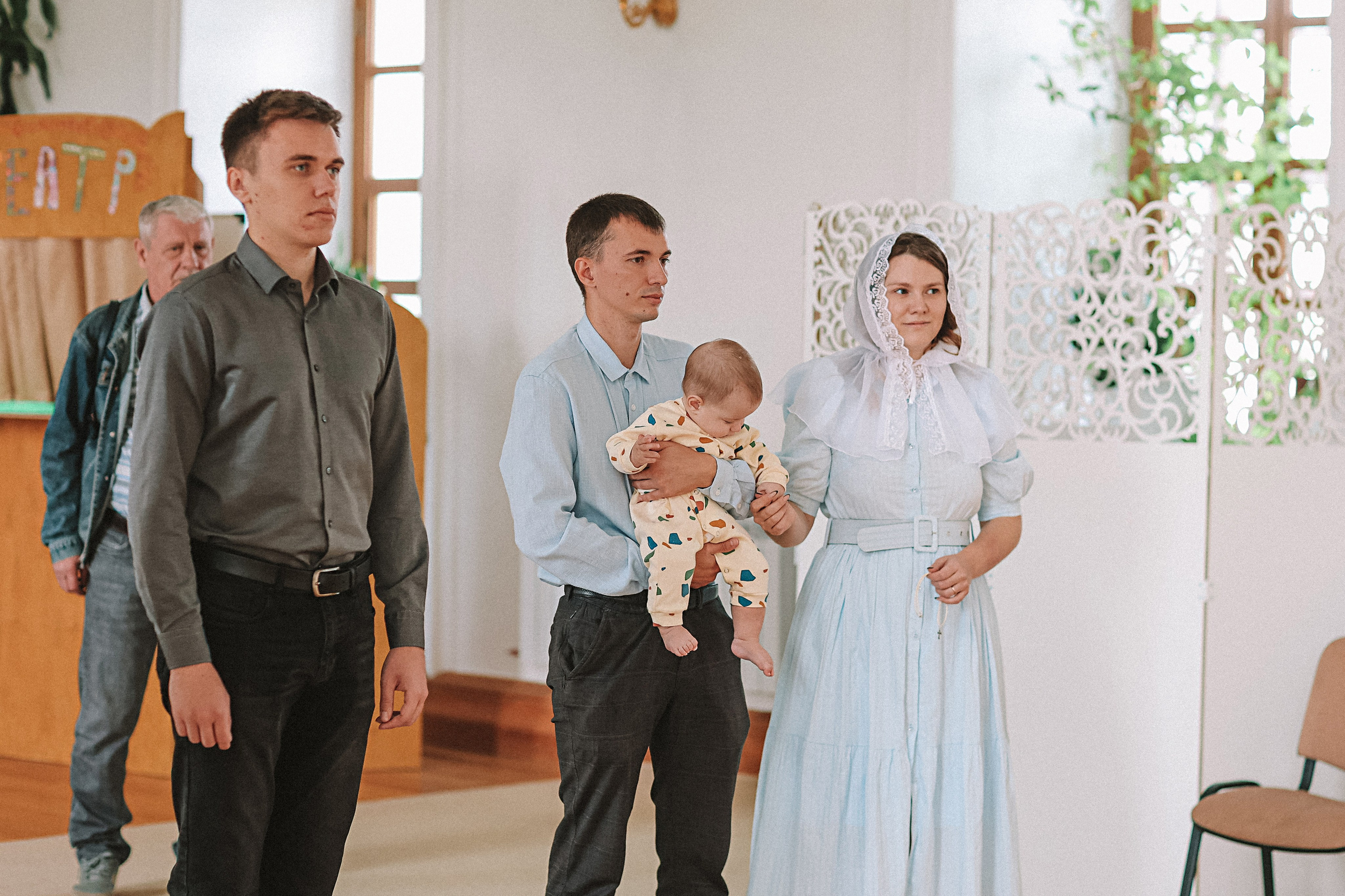 Крещение церковь около моста влюбленных. Семейный фотограф Тюмень, фотограф на роды Салмина Мария