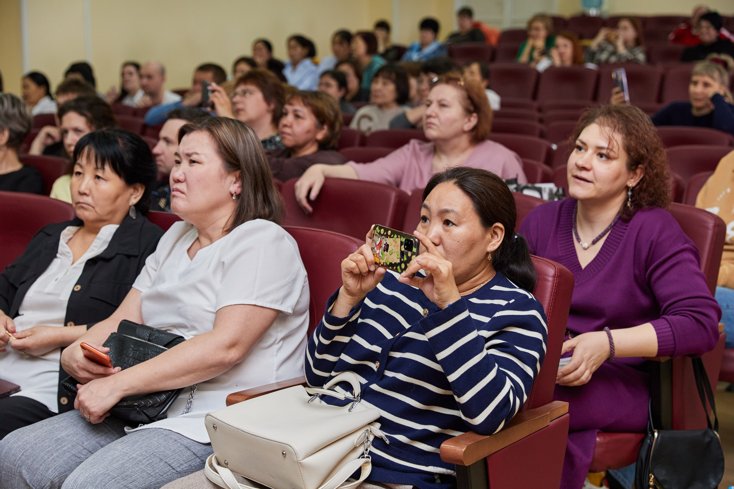 Врачебная конференция. Контент-фотограф в Абакане Наталья Нагибина