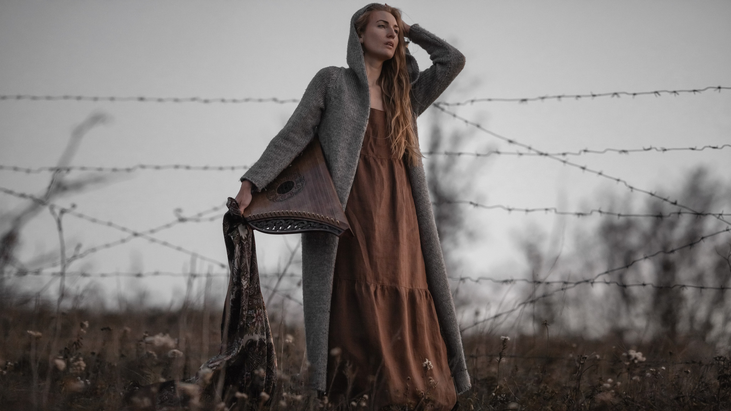 ПОРТРЕТ С ГУСЛЯМИ. Фотограф и Видеограф Артур Гимаев