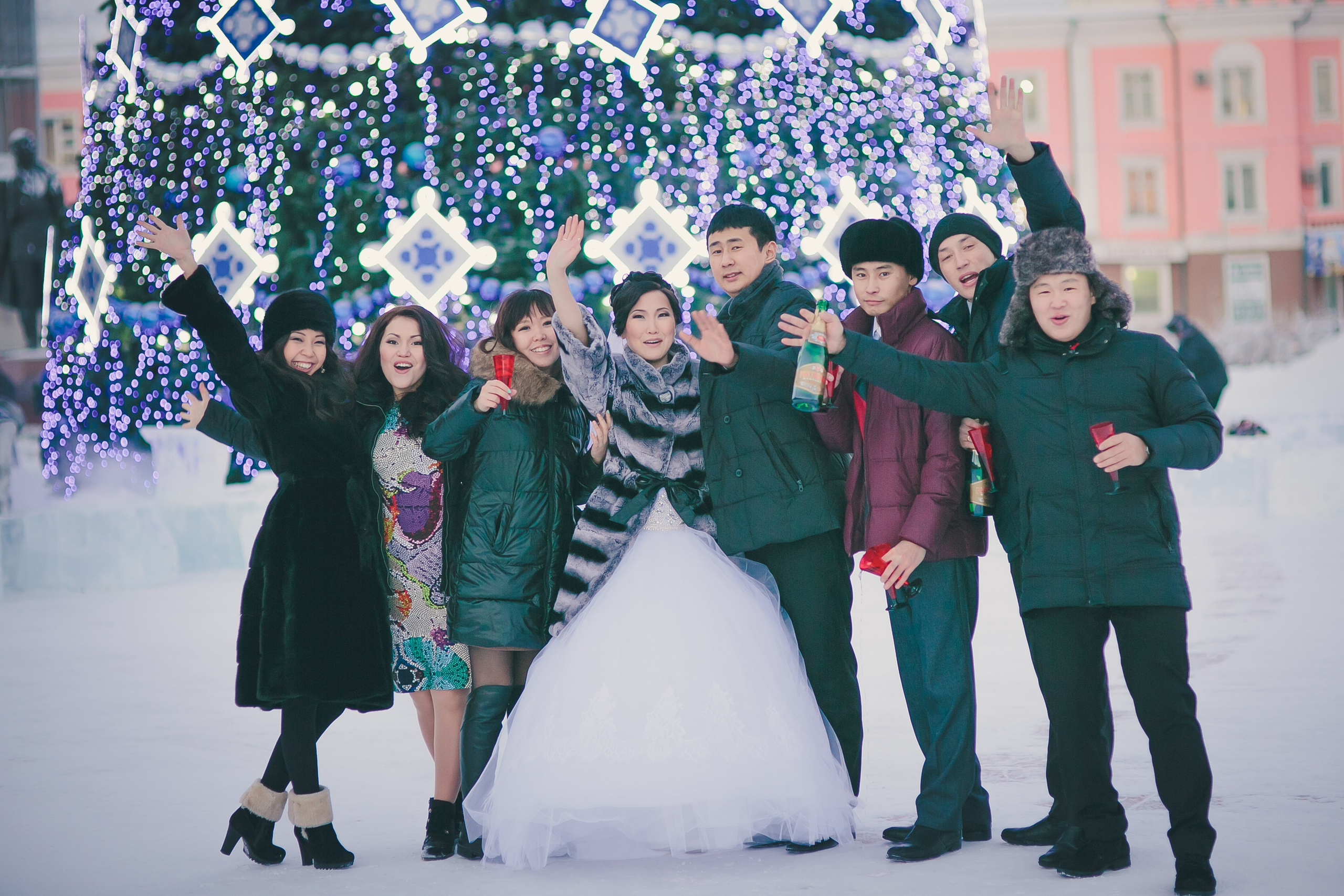 Зимнее свадебное фото. Фотограф Надежда Куин, Якутск