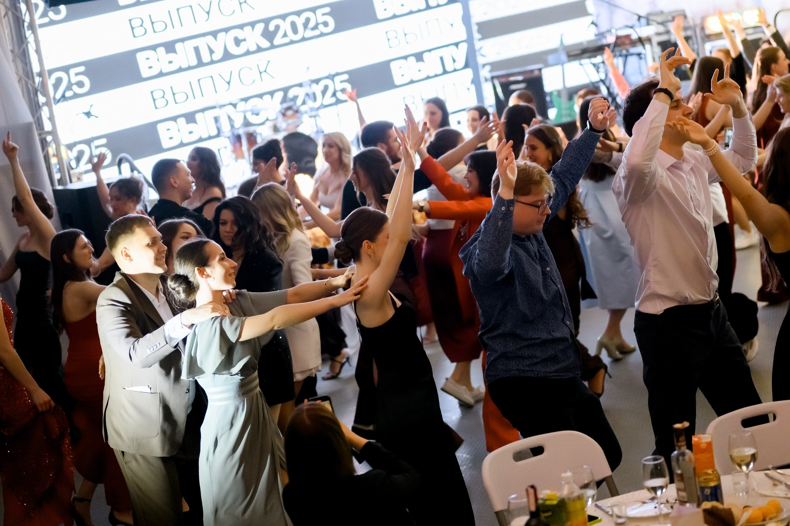 Фотограф на свадьбу Минск Москва Санкт-Петербург Свадебный фотограф на выпускной Репортажный фотограф Love Story Свадебная прогулка. Свадебный фотограф — Крюков Константин