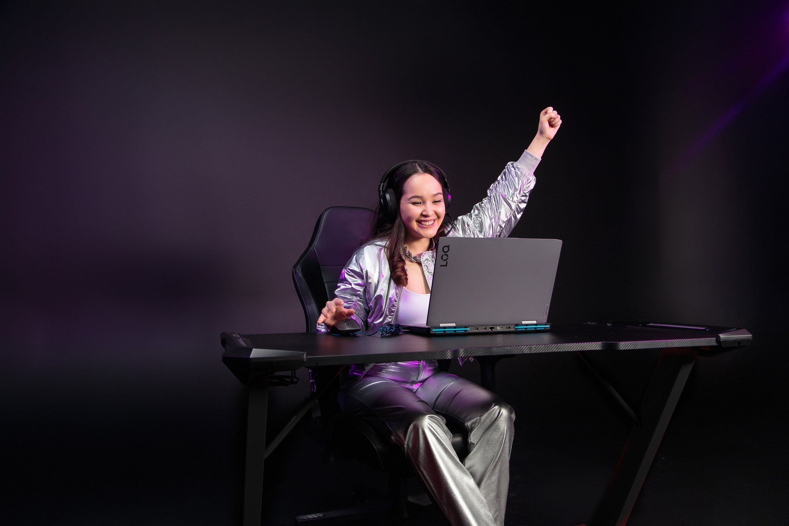 Level Up — Lenovo LOQ x Yanazeka. Рекламный и портретный фотограф в Алматы — Серекпаев Танирхан