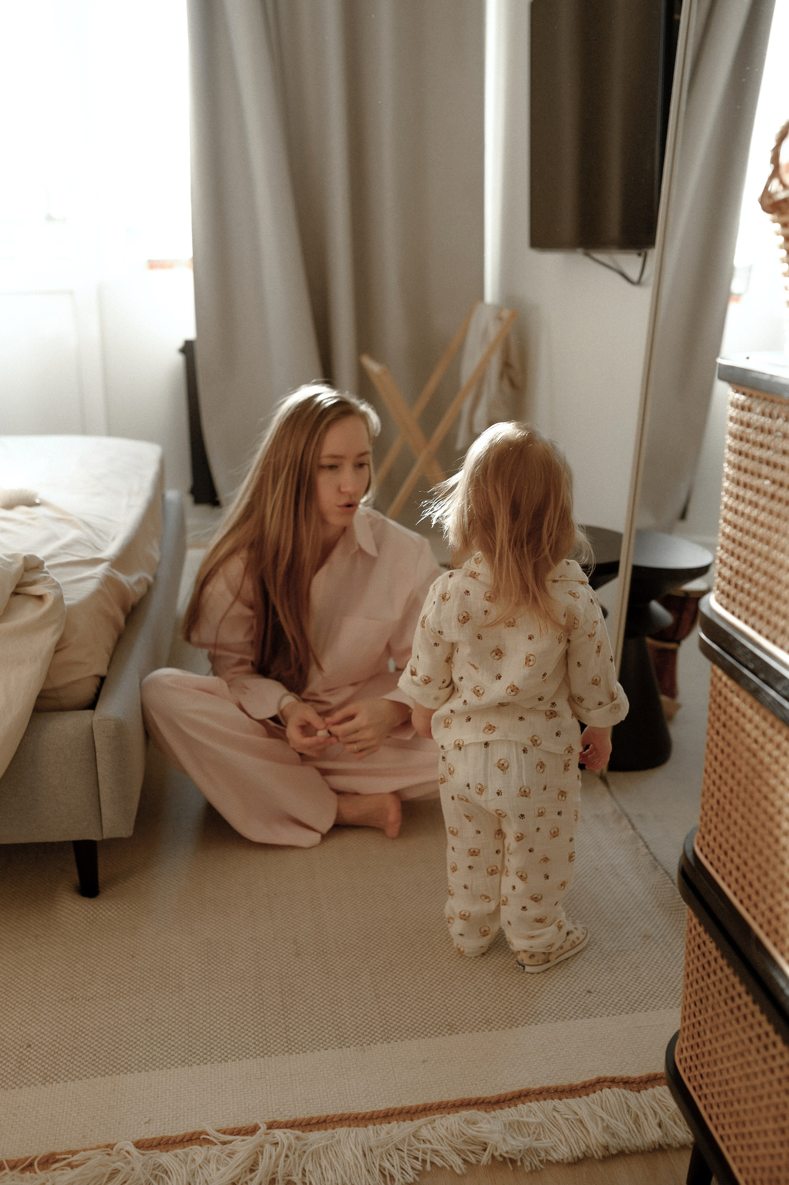 Даша и Варя дома. Семейный и свадебный lifestyle-фотограф в Москве Мария Петрова