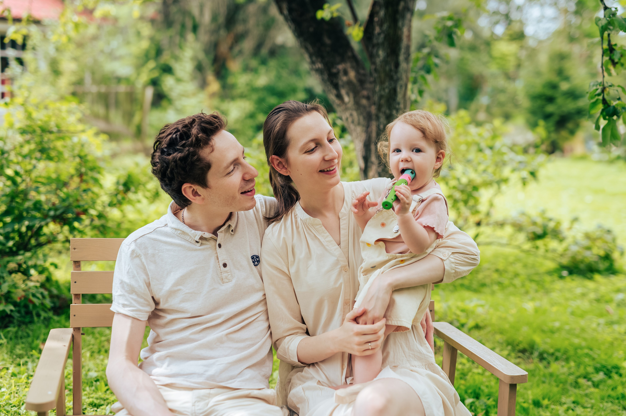 Лето на даче с годовалой малышкой. Семейный фотограф. Lifestyle. Москва. Анастасия Михайлова