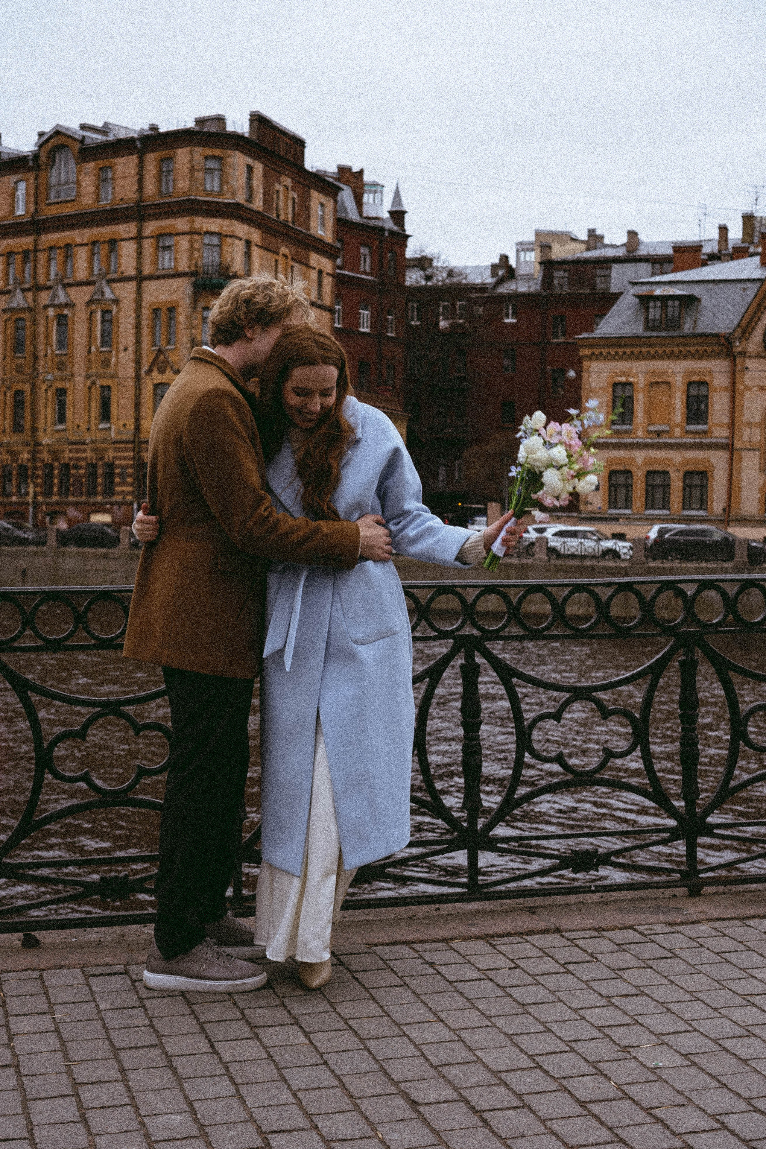 СВАДЕБНАЯ ПРОГУЛКА ПО ПЕТРОГРАДКЕ ВЕСНОЙ (ФОТОСЕССИИЯ ПАРЫ СВАДЕБНАЯ). Профессиональный фотограф, Санкт-Петербург — Виктория Богомолова